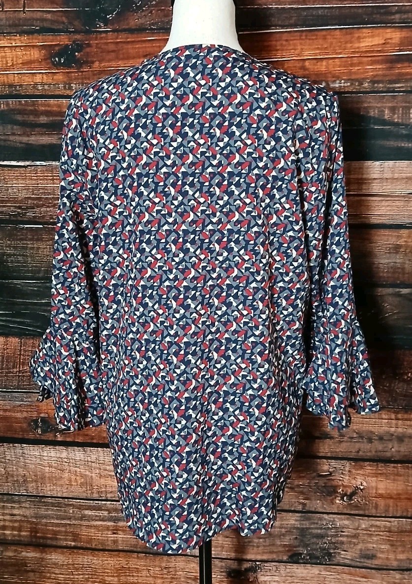 Lauren Ralph Lauren Top Blouse Size M Bell Cuff Tie Front Tunic Geometric