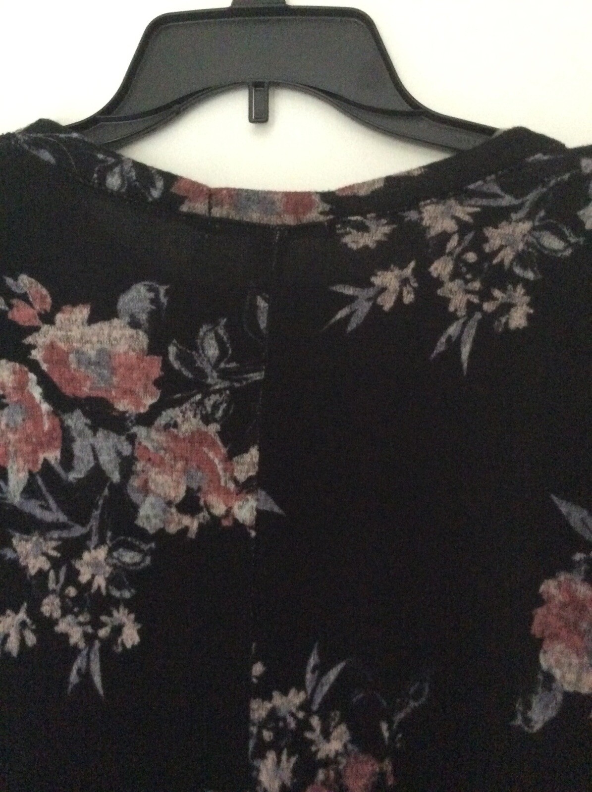 Three Pink Hearts Womens Tunic Top Size Medium NWT Black Floral Lace
