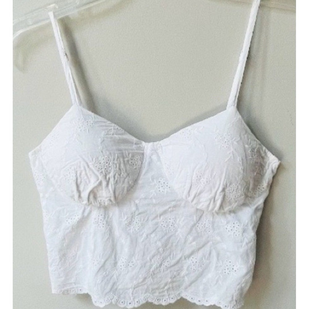 White Eyelet Cropped Cami Top SO Juniors Medium Smocked Back Adjustable Straps