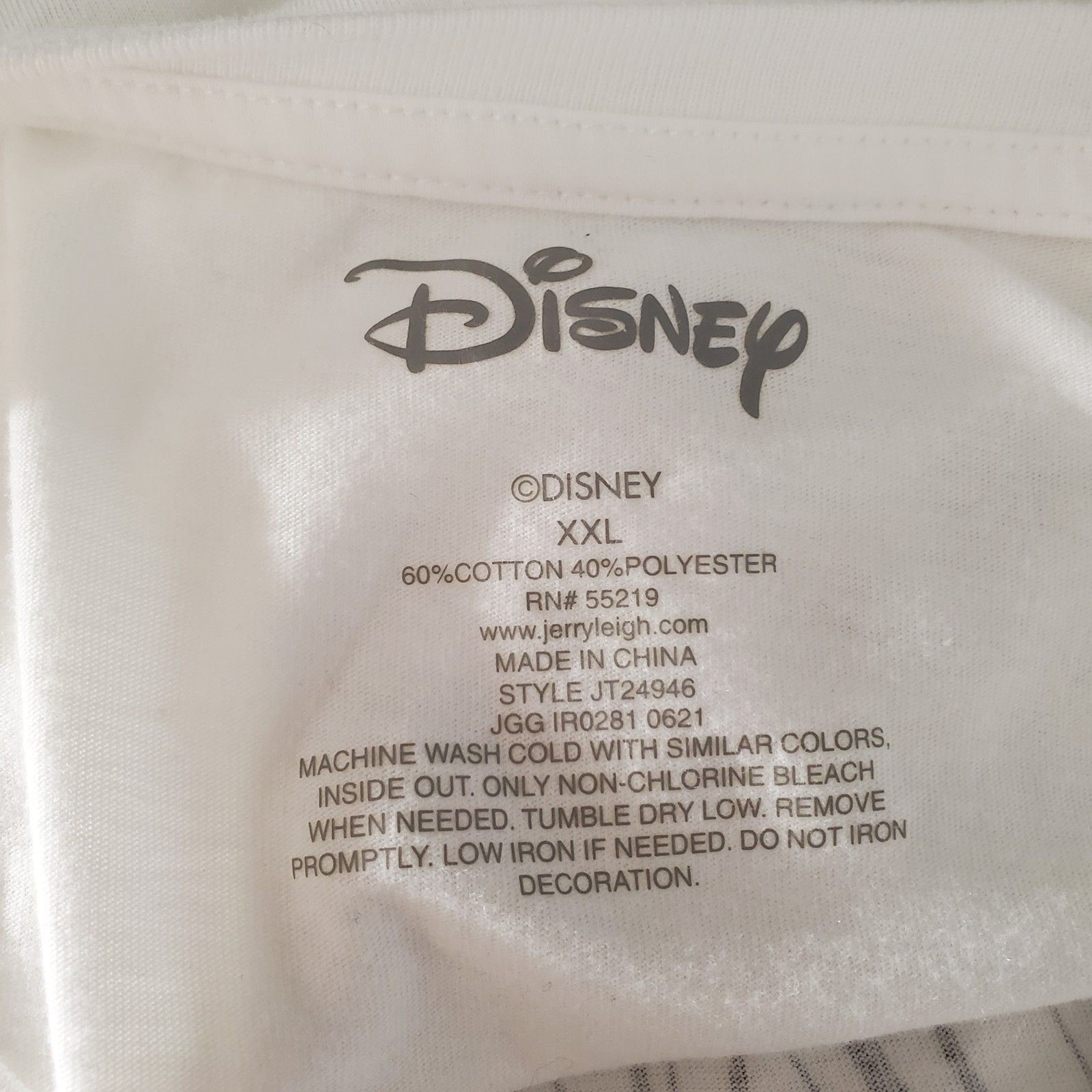 DISNEY BASIC TOP WHITE SHORT SLEEVE POLY/COTTON SIZE 2X