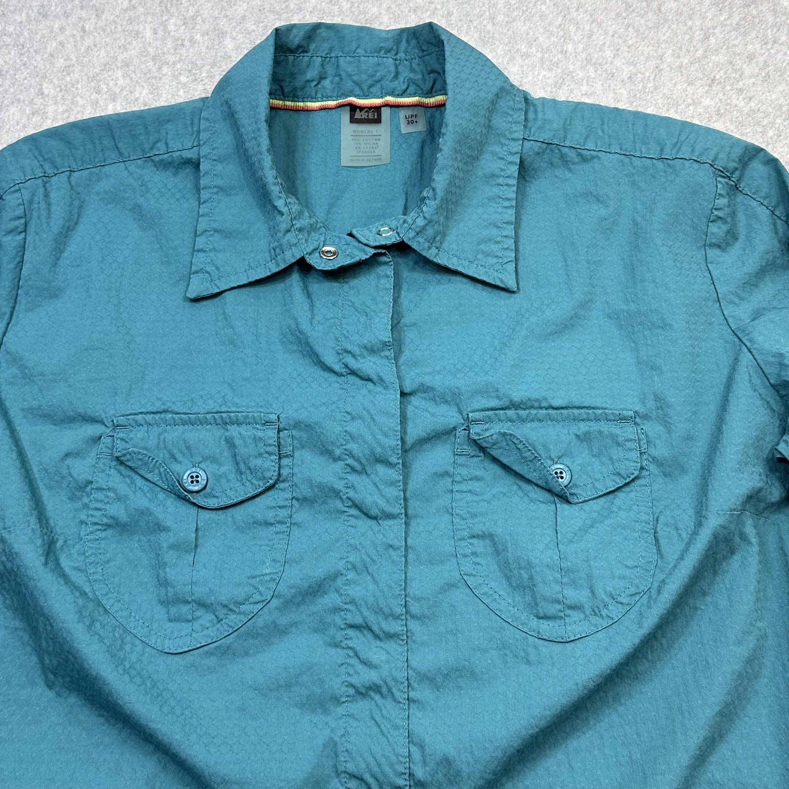 REI Shirt Womens Large Blue Green Long Sleeve Snap Front Hiking Outdoor UPF 30