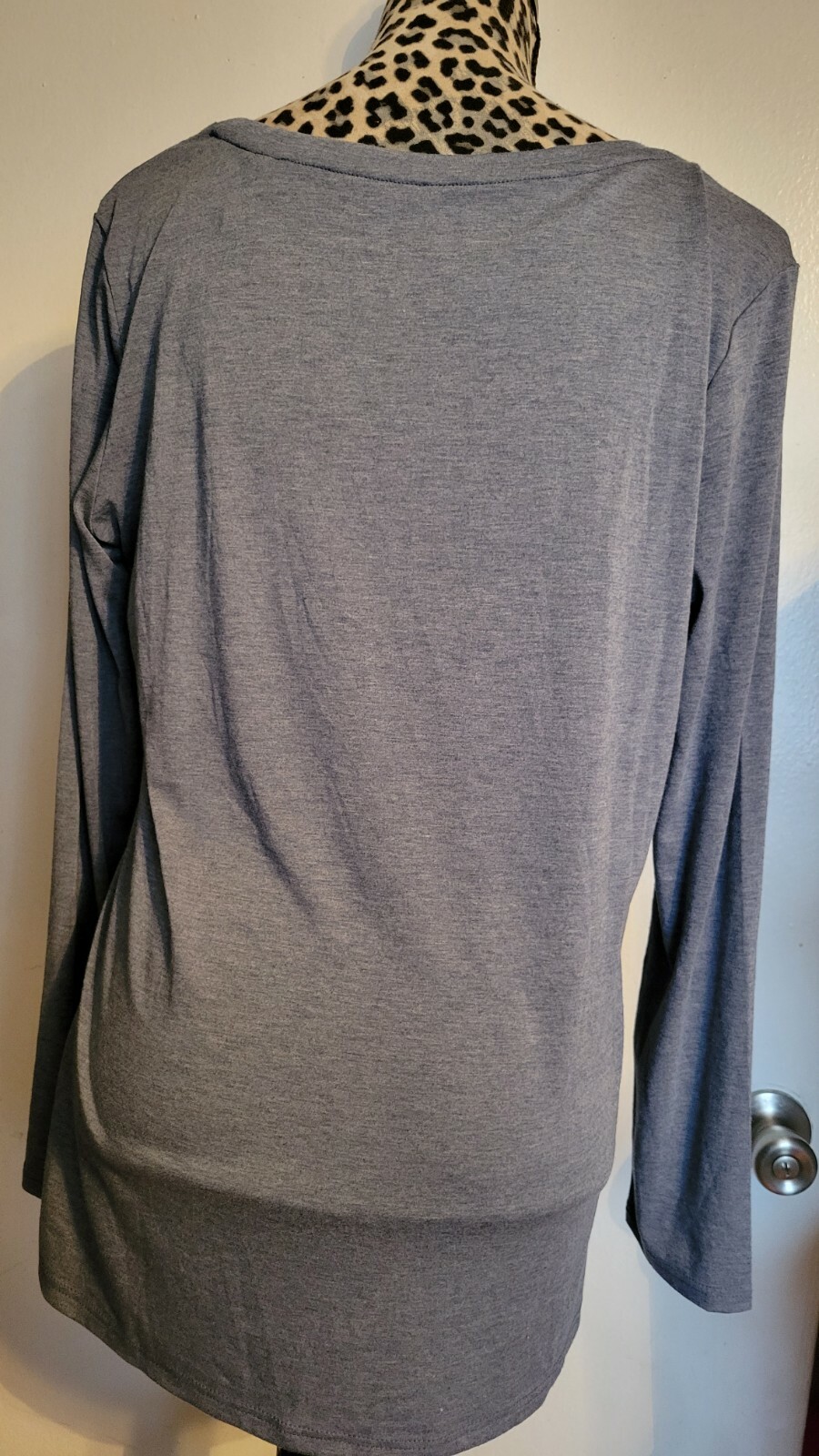 Regna X Women nym Gray Long Sleeve T-Shirt size 3X (1A2)