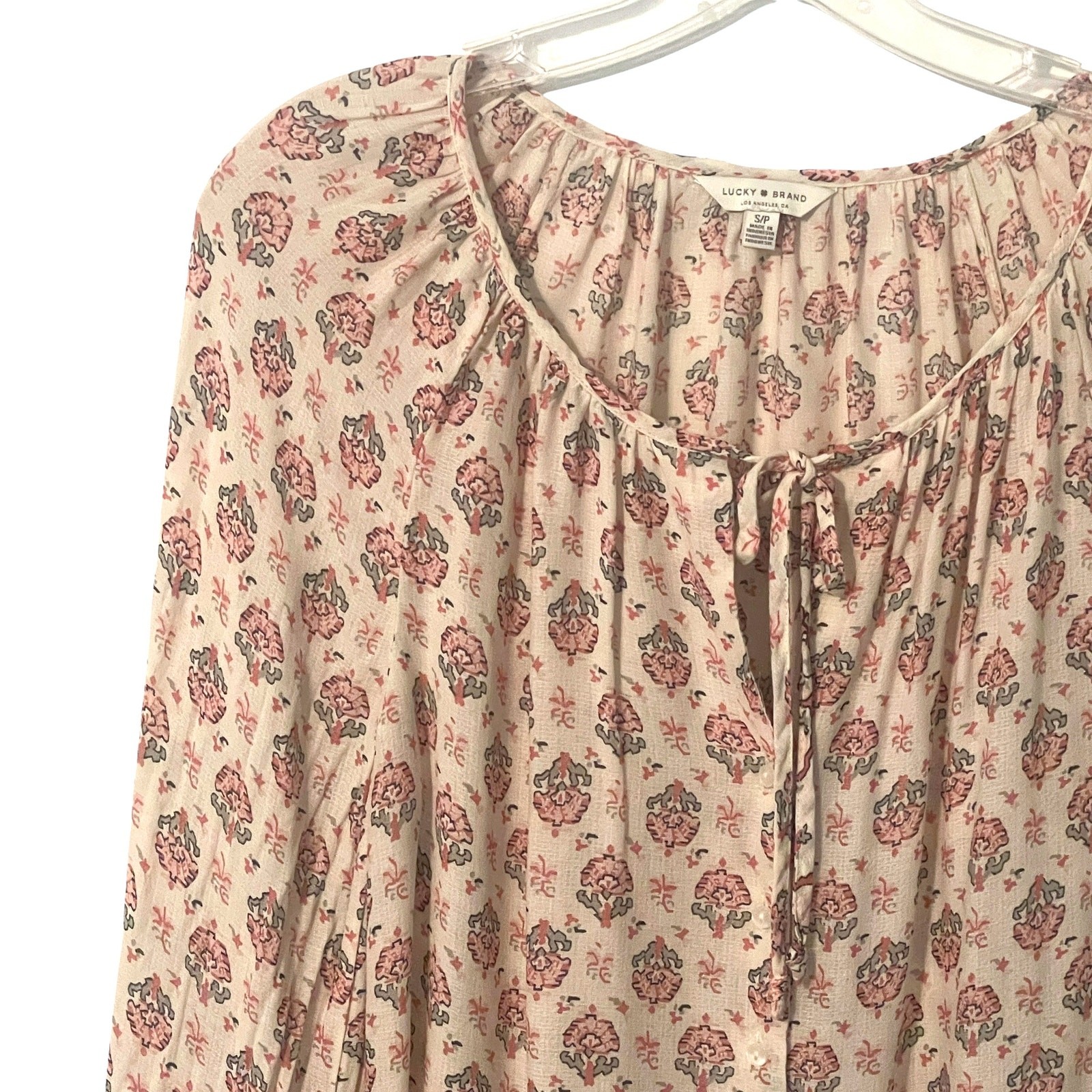Lucky Brand Paisley Popover Blouse Womens Size Small Cream Pink Gray Peasant Top