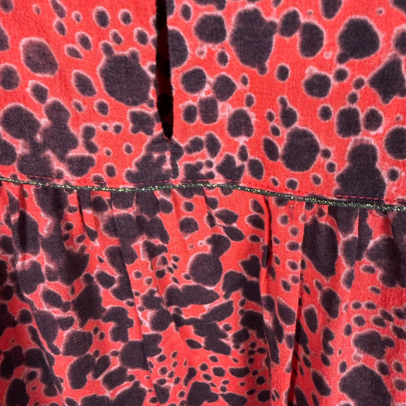 Xirena Scarlet Blouse Women Size M Red Black Animal Print Cotton Ruffle Office