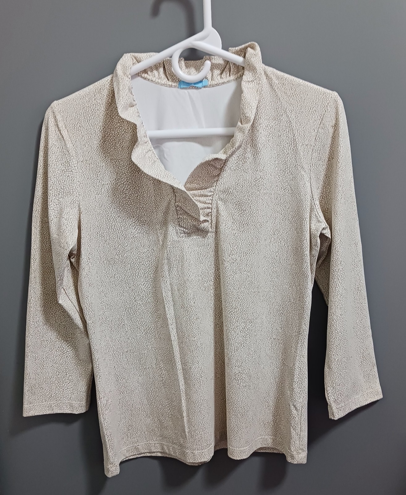 J. McLaughlin Durham Catalina women’s Ruffle Neck 3/4 Top blouse Sz S Oatmeal