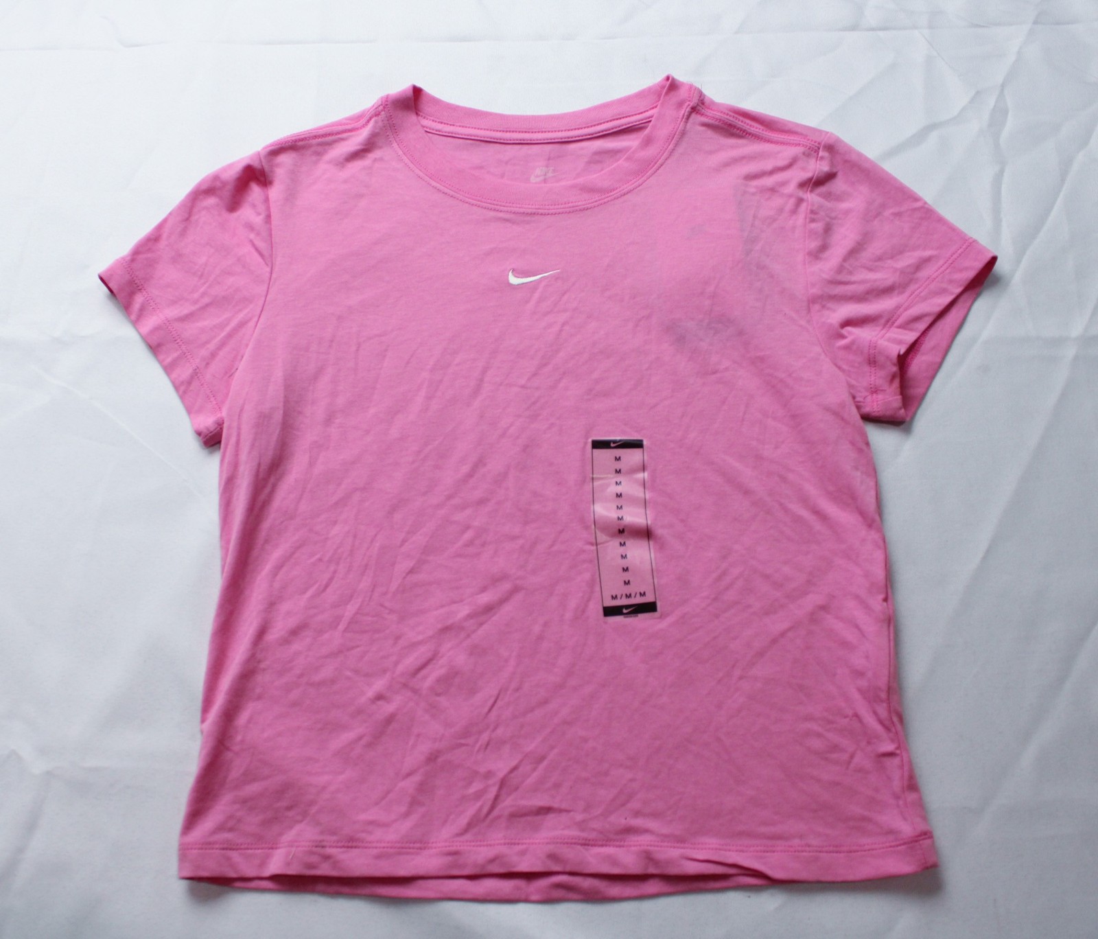 Nike Women’s Short Sleeve Sportswear Chill Knit T-Shirt EJ3 Peony Medium