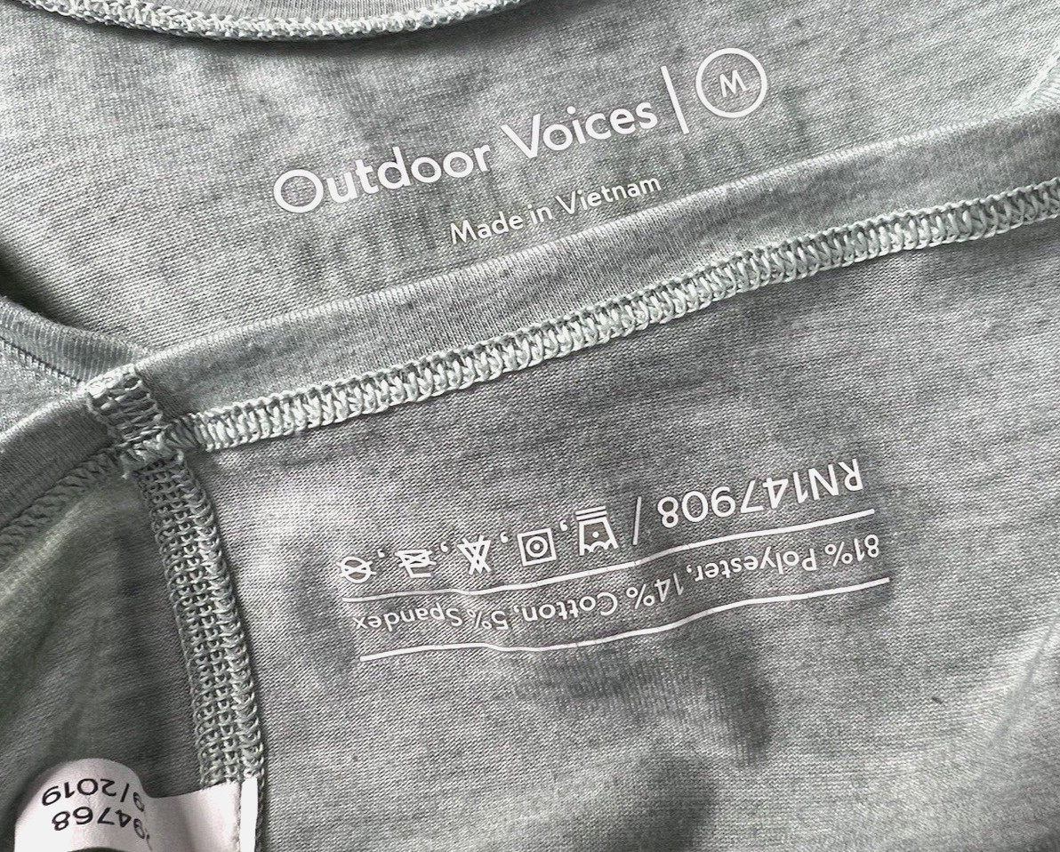 Outdoor Voices Women’s Medium Light Green Slightly Cropped “Doing Things” Tank
