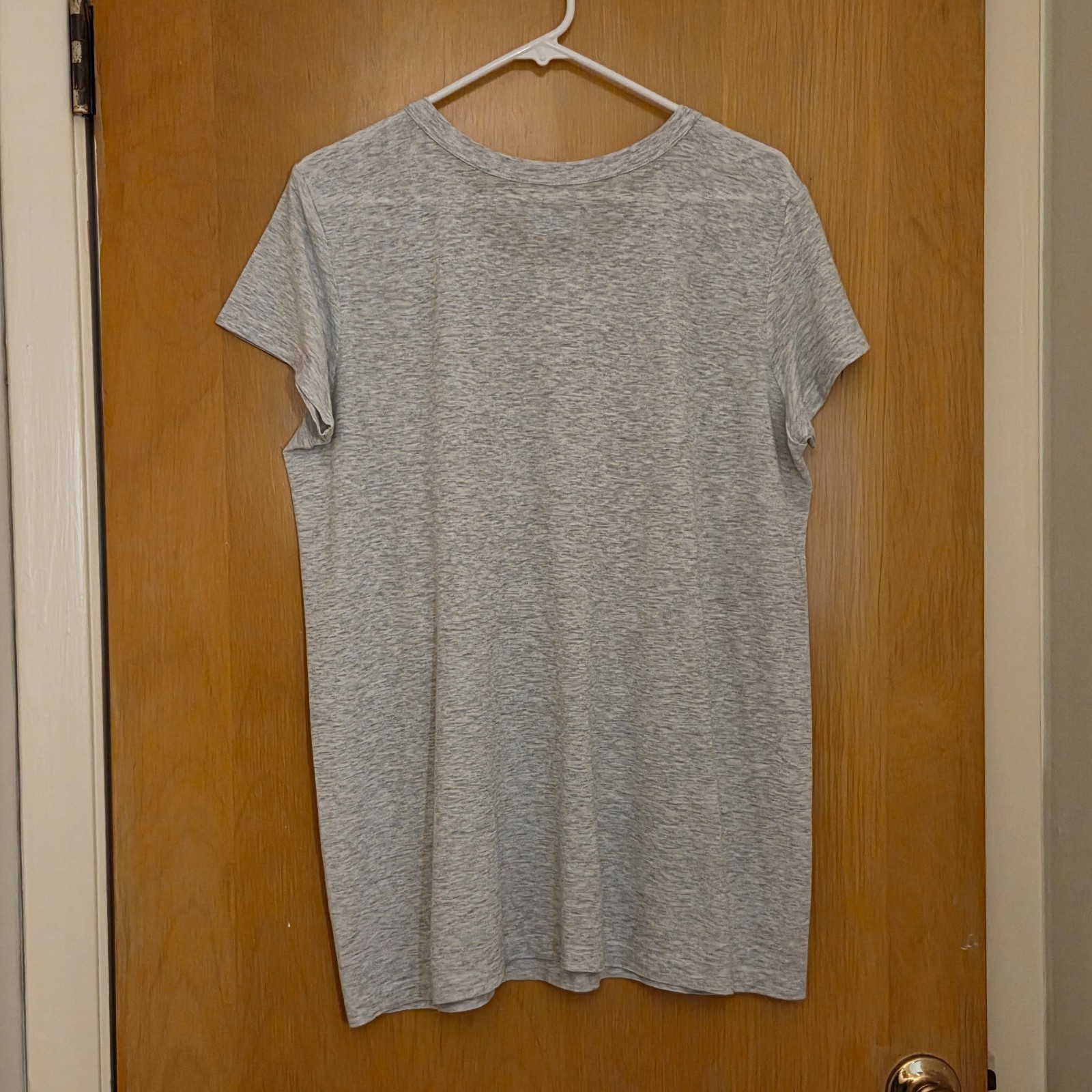 NWT Athleta Light Grey Heather Short Sleeve Tee Shirt Womens XL Seamless Classic