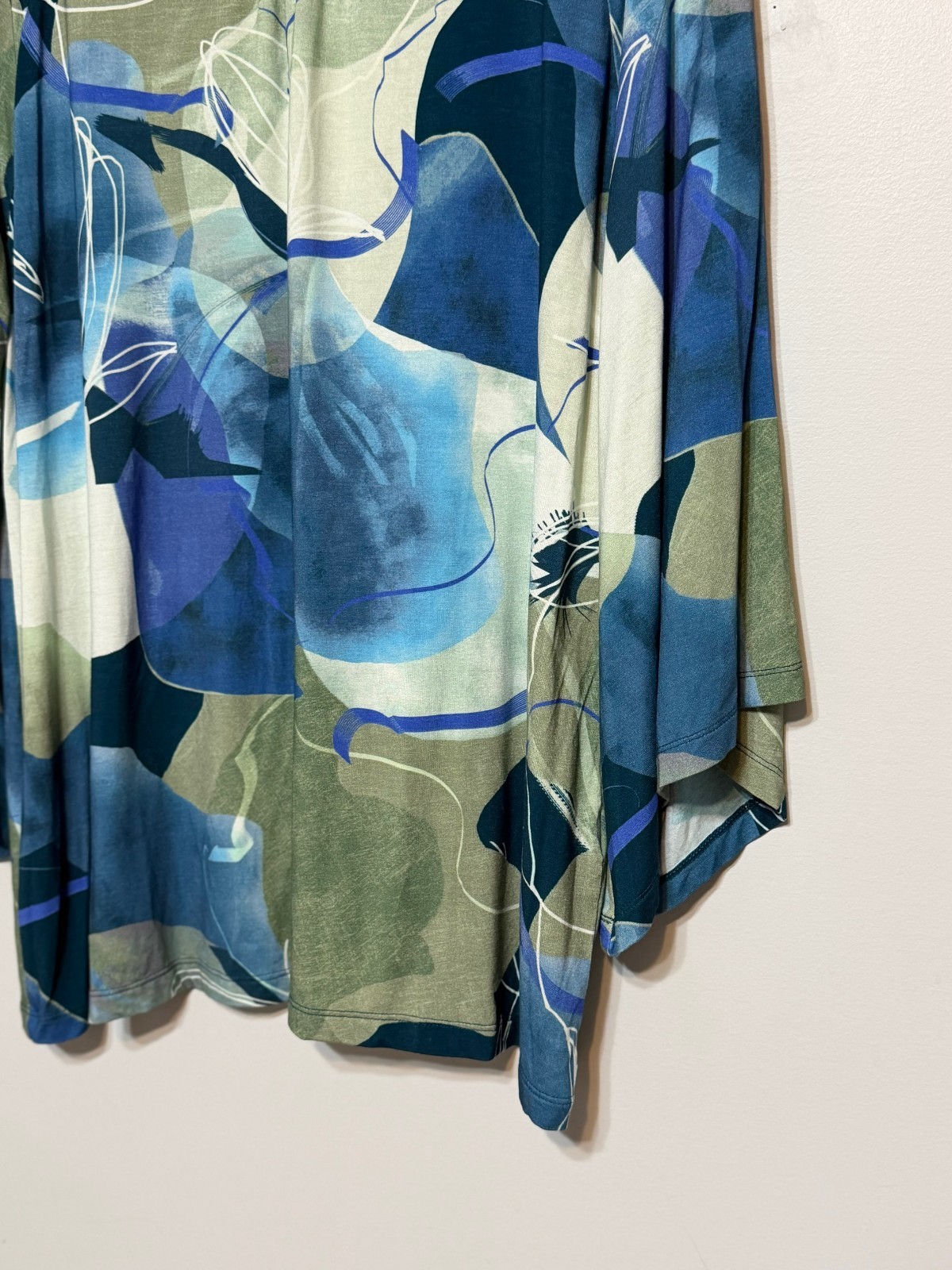 Chico’s Size 3 Abstract Art Tunic Womens XL Artsy Resortcore Gallery Girl Chic