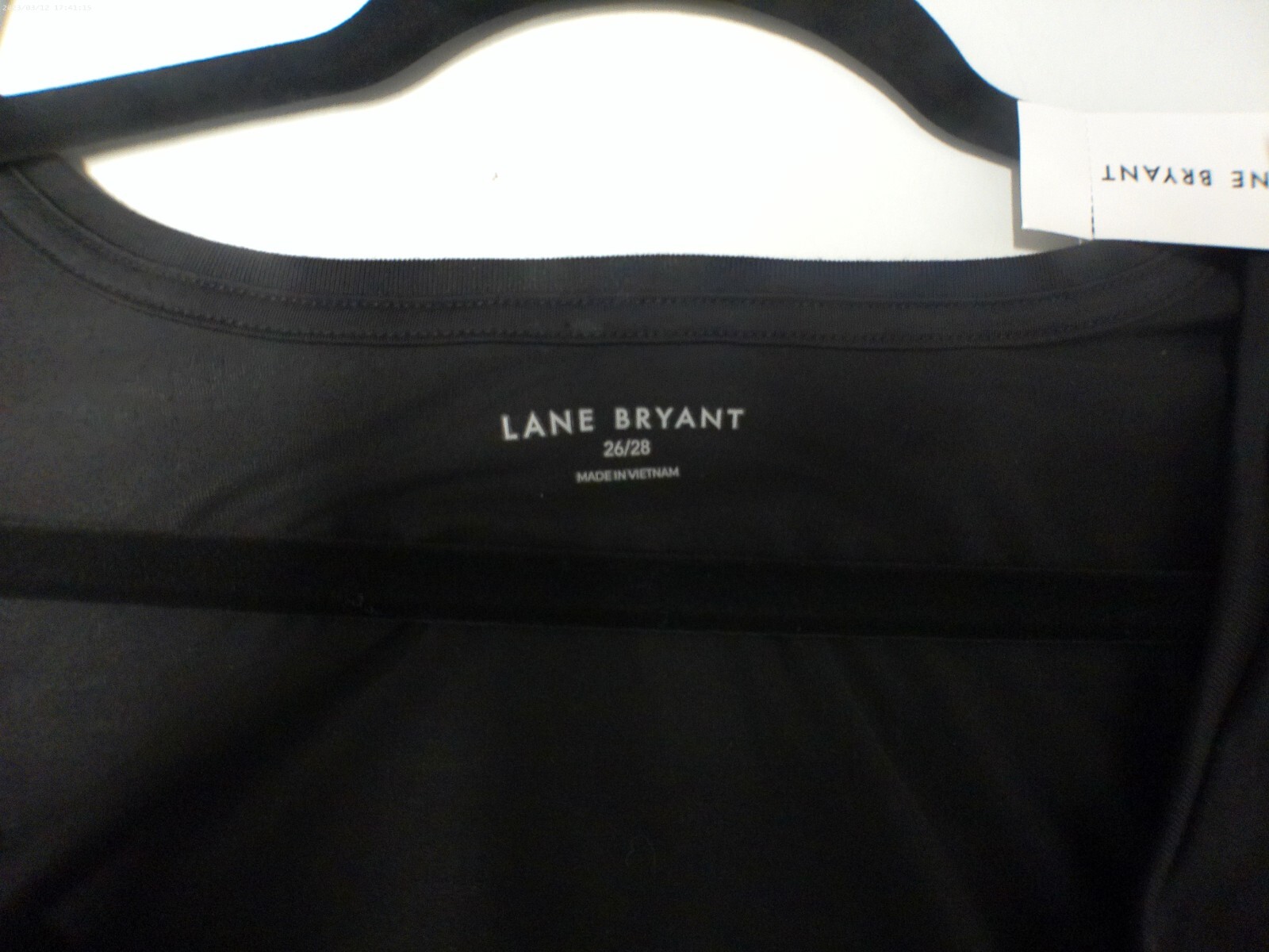 Lane Bryant Wmn’s Solid Black Short Sleeves V-Neck Tee Sz. 26/28, Blended Fabric