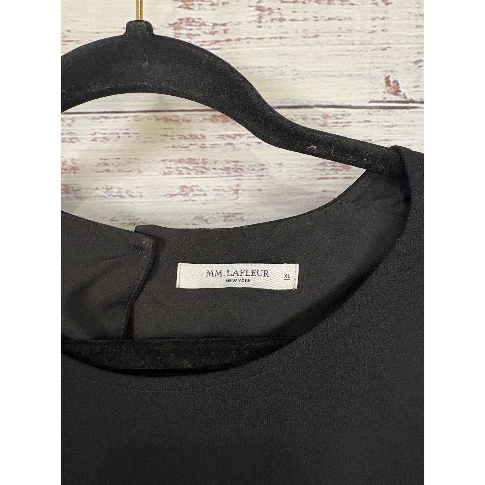 MM.LaFleur Black Blouse Japanese Crepe Cap Sleeve Cuved Hemline Size XL