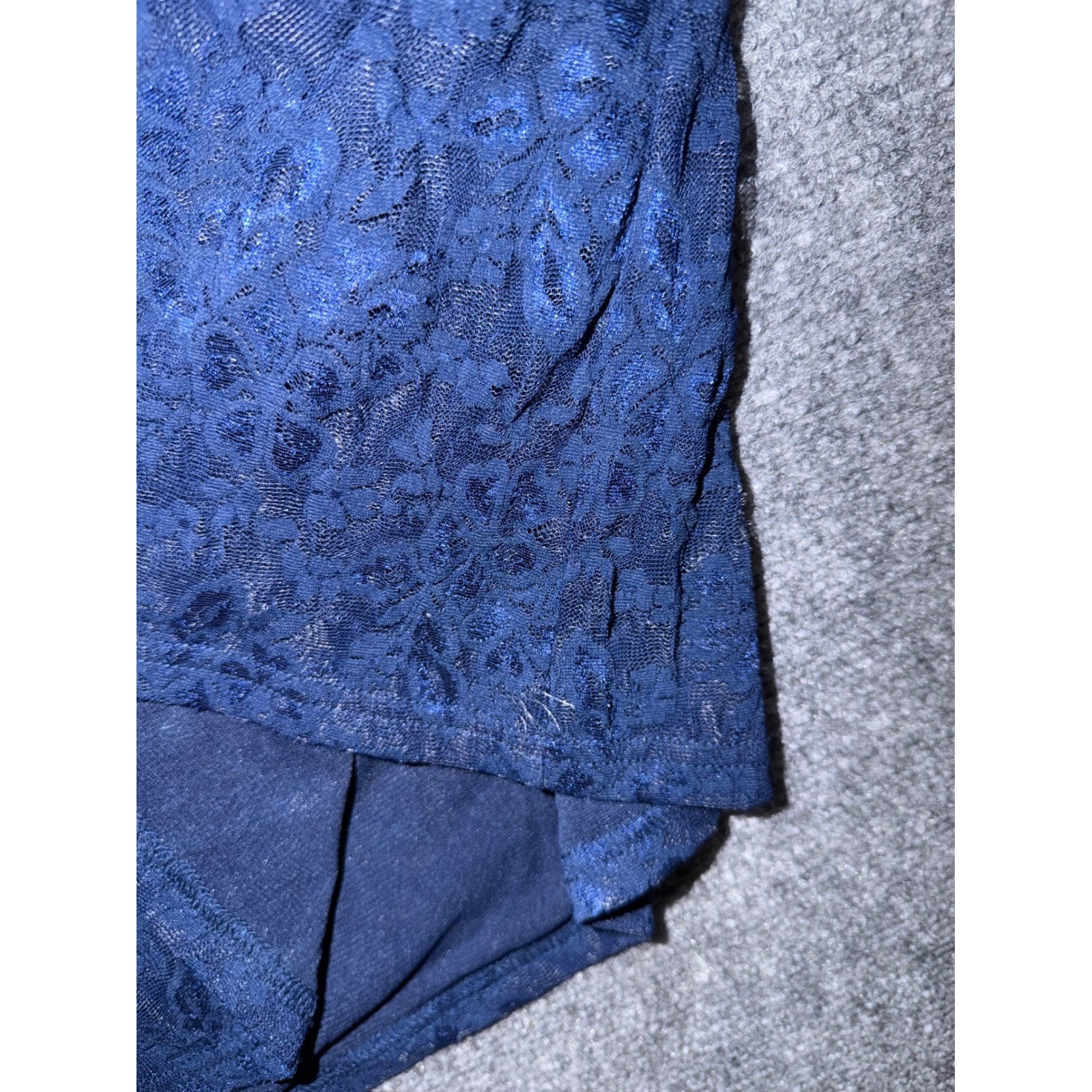 Roz & Ali Navy Blue Floral Lace Sleeveless V-Neck Lined Camisole Top Womens XL