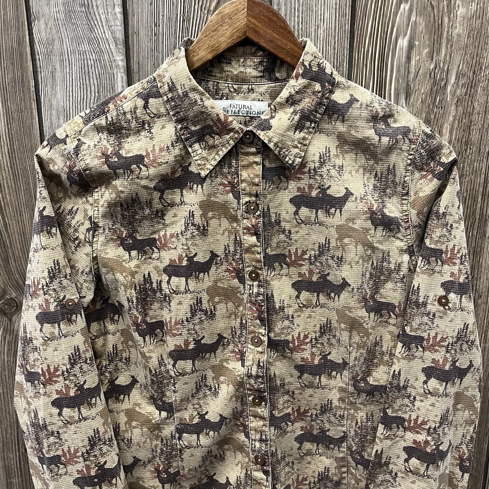 Natural Reflections Deer Animal Nature Print Button Up Shirt Tan Womens Medium