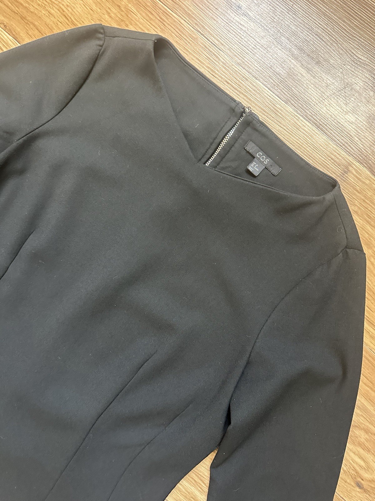 COS Black Long Sleeve Top Blouse Full Back Zip Minimalist Designer Sz 8 / S