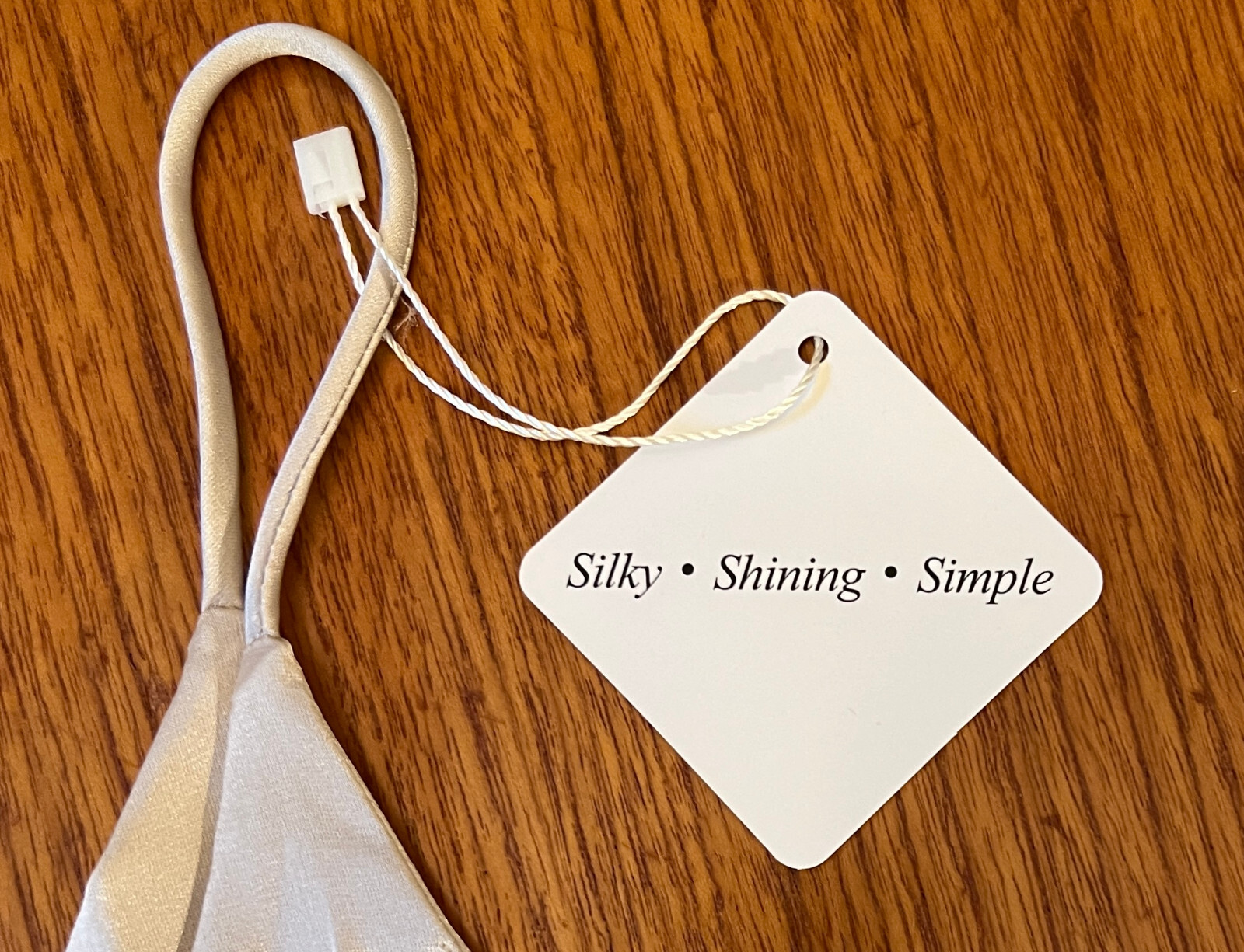 NWT! Wantschun, Silky V-Neck Camisole W/Thin Spaghetti Straps In White, US Sz XL