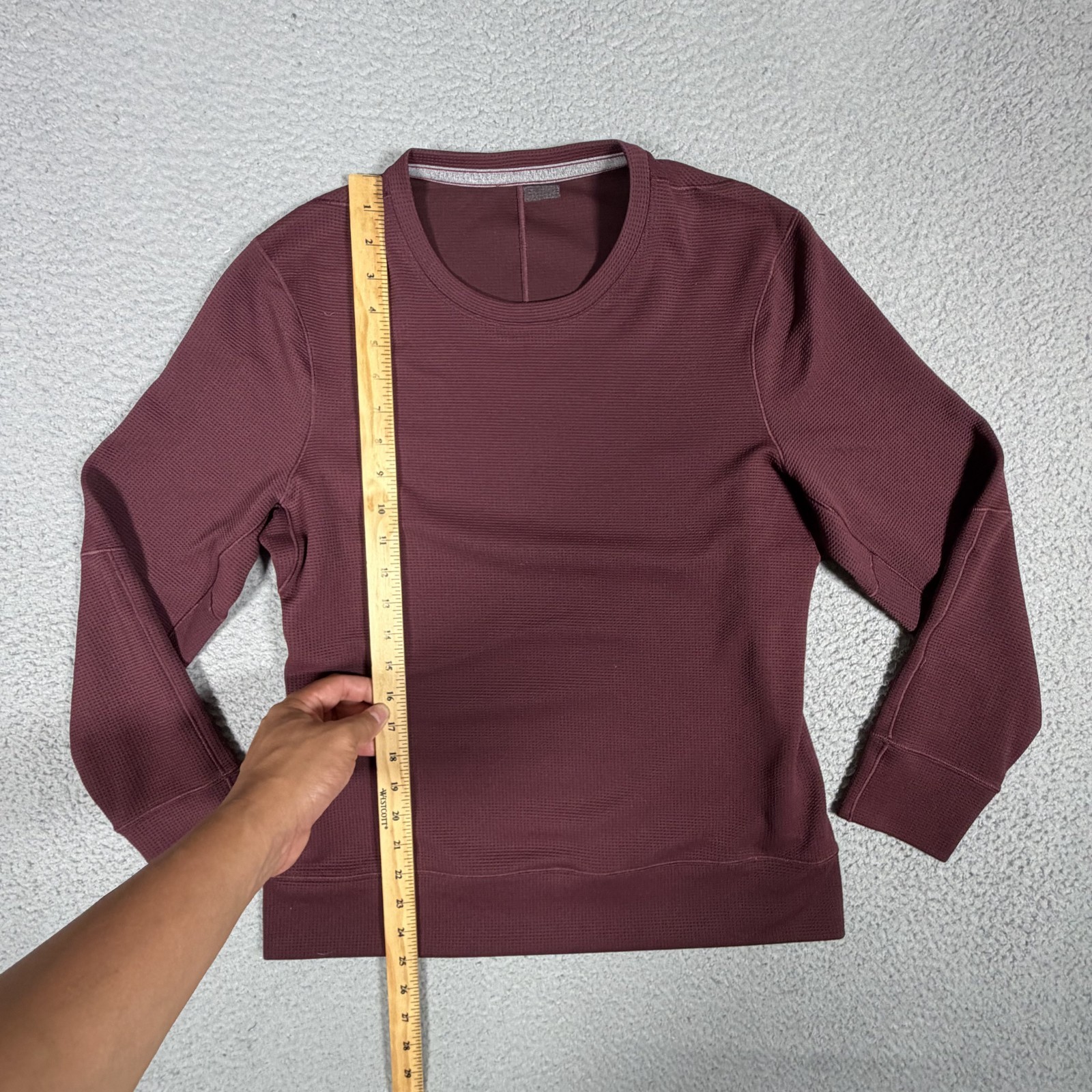 Lululemon Shirt Womens Medium Burgundy Thermal Pullover Casual Preppy Outdoor