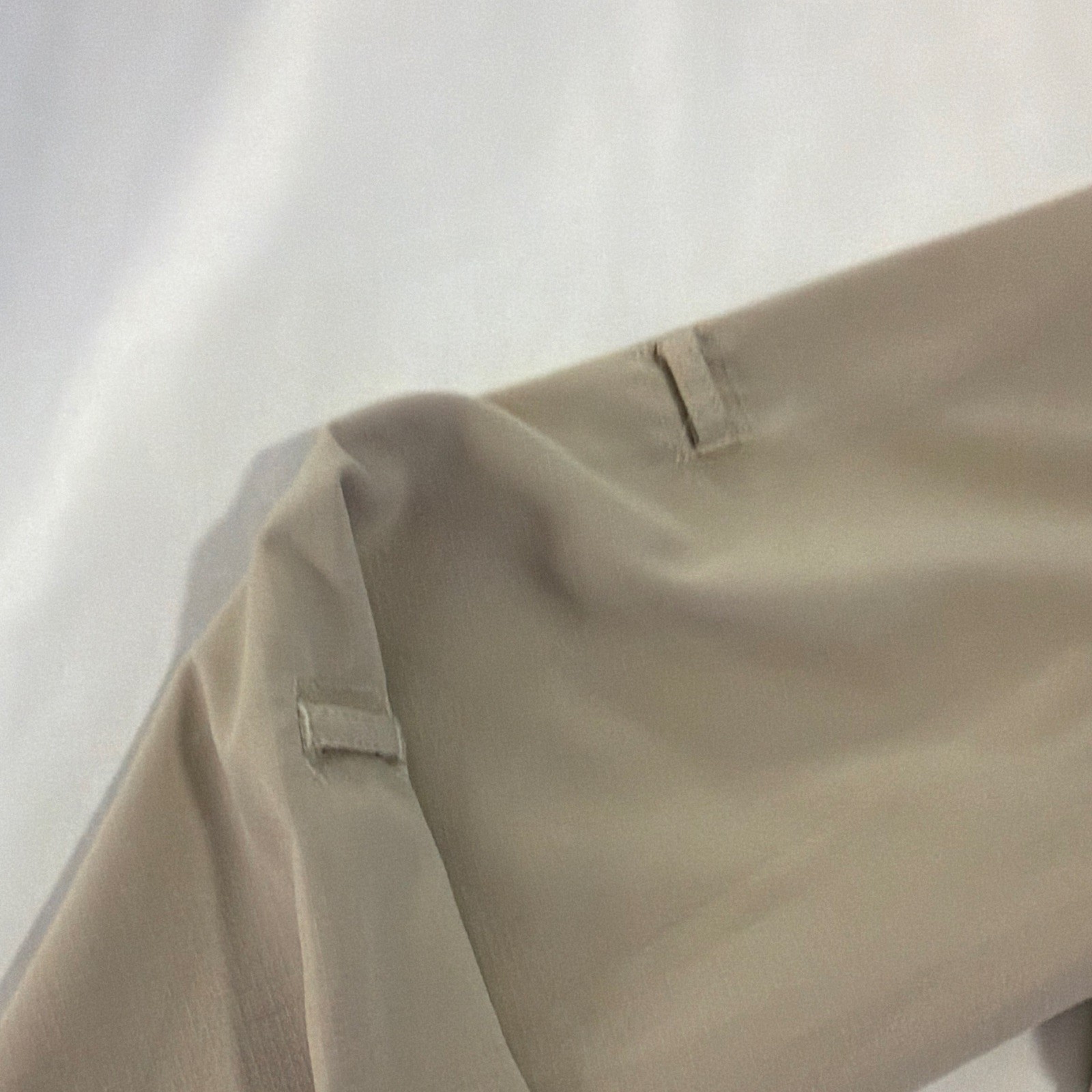 REI Sahara Women’s M Beige Solid Button-Up Shirt Collared LS