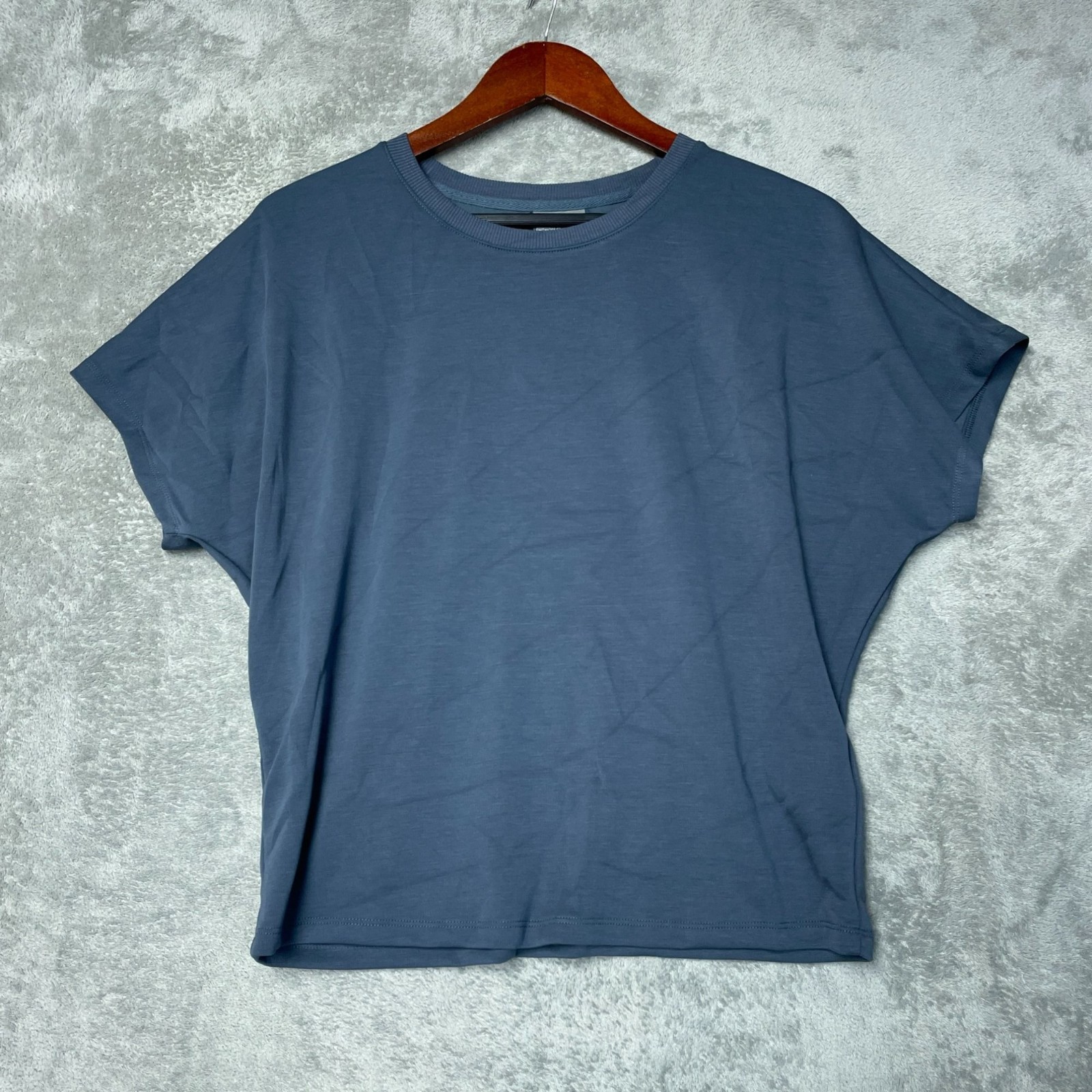 NWT 32 Degrees Cool Women’s S Dark Gray/ Blue Short Sleeve Relaxed Top C0427