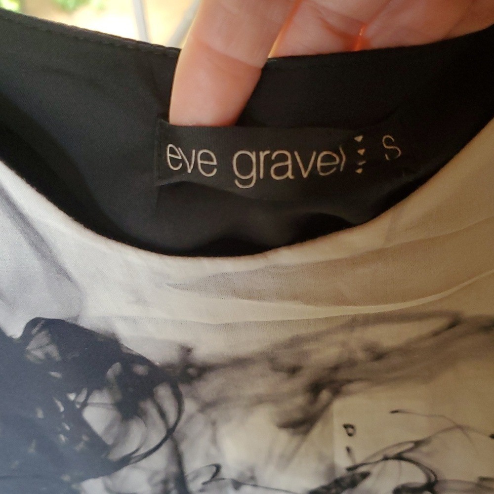 Eve Gravel Monochrome Artistic Graphic Short Sleeve Sz. S Top/Dress