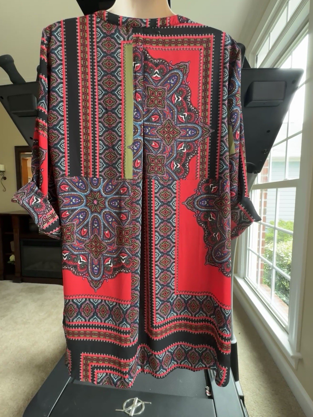 Figueroa & Flower Women’s L Multicolor Paisley V-Neck 3/4 Sleeve Tunic Blouse