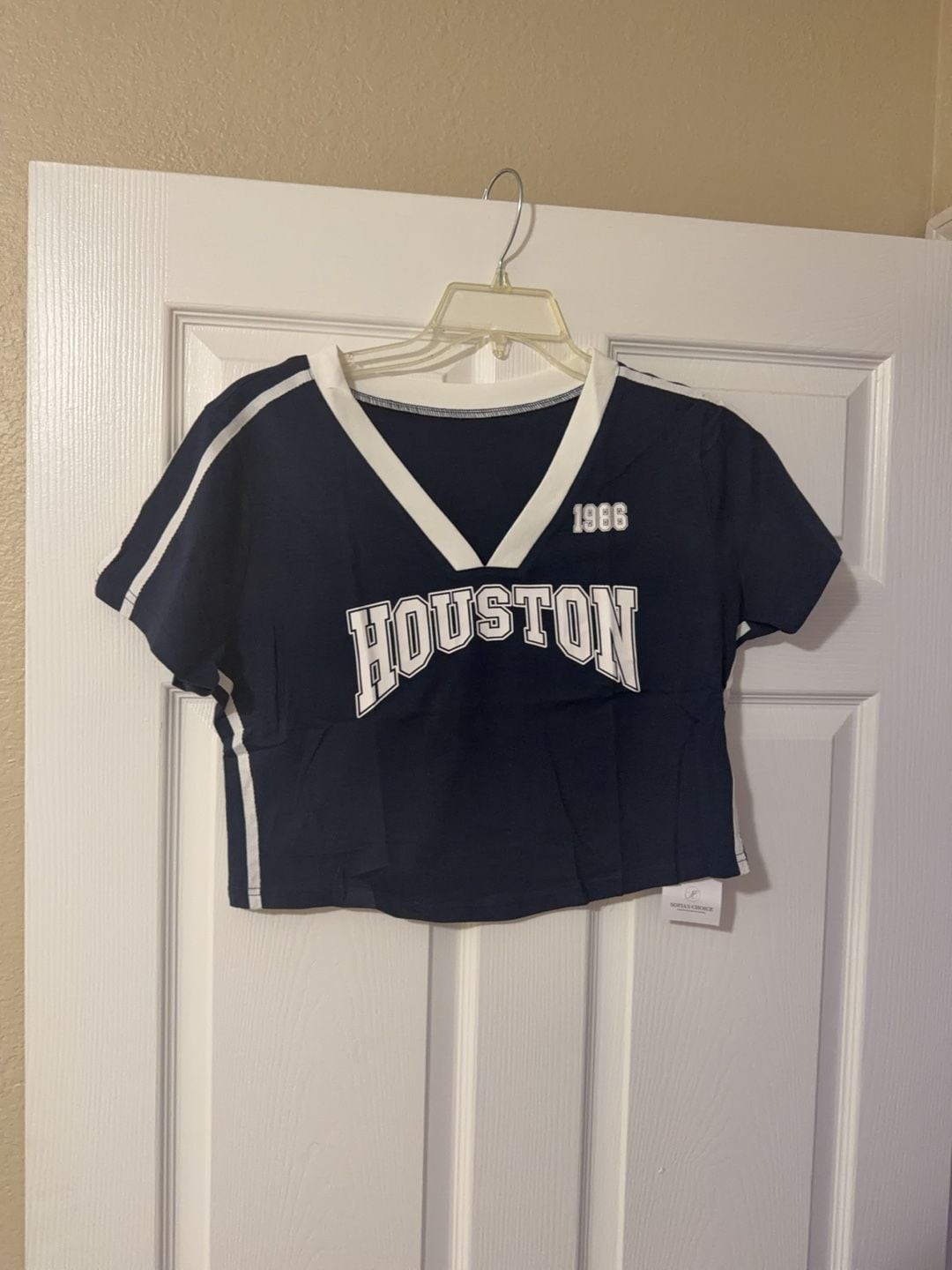 Sofia’s Choice Houston 1986 Navy Blue V-Neck Crop Top