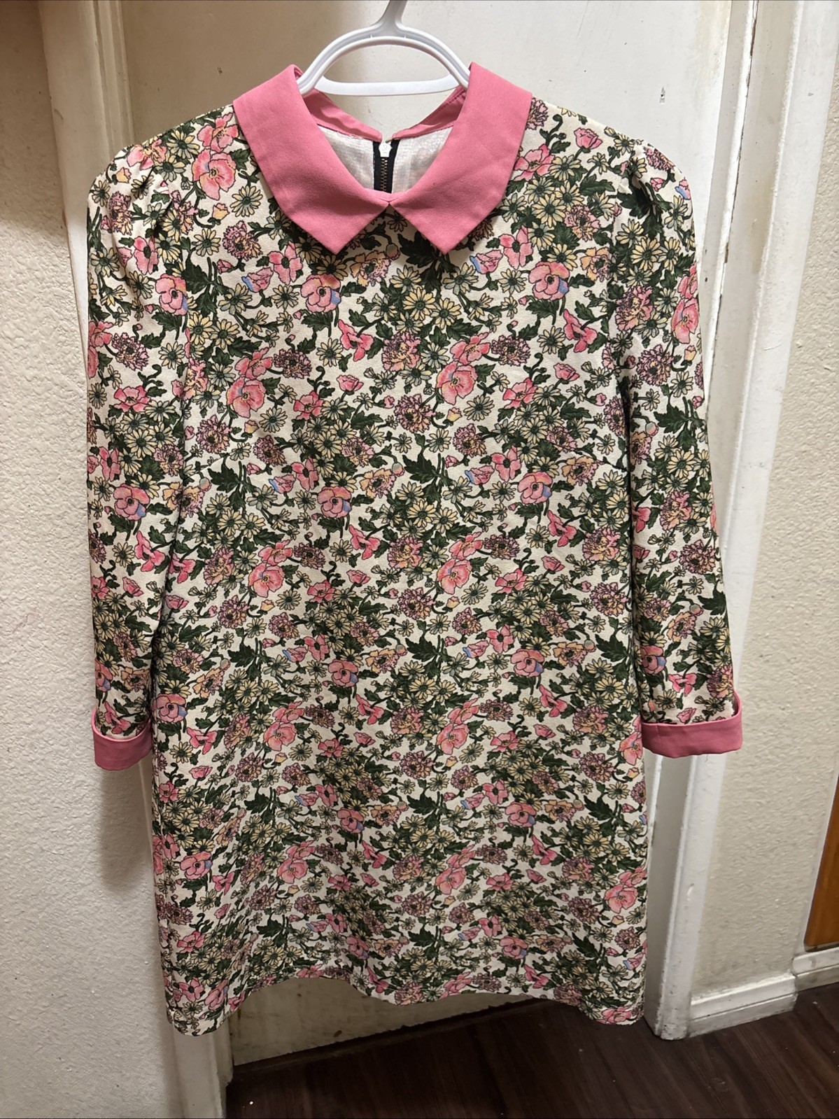Vantage Beautiful Dress Small Floral Print