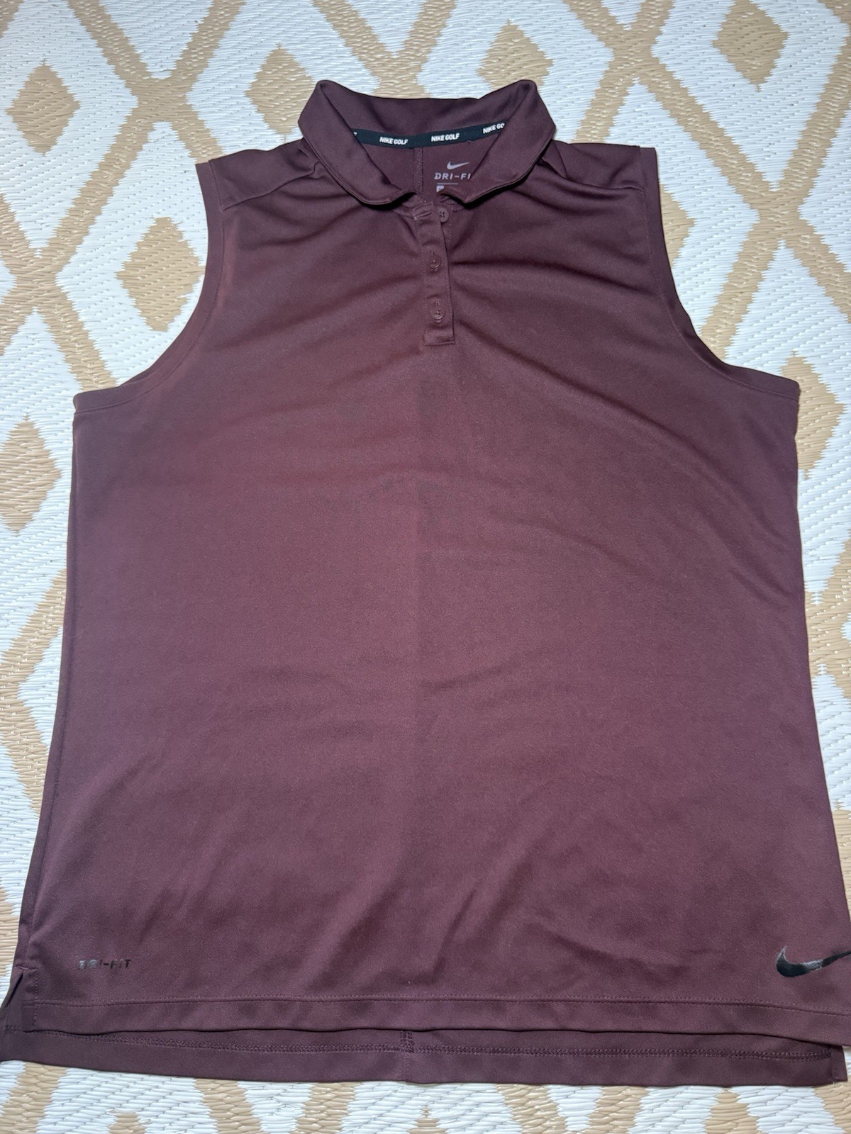 Nike Golf Dri-FIT Moisture Wicking women’s Sleeveless Polo Solid Burgundy XL