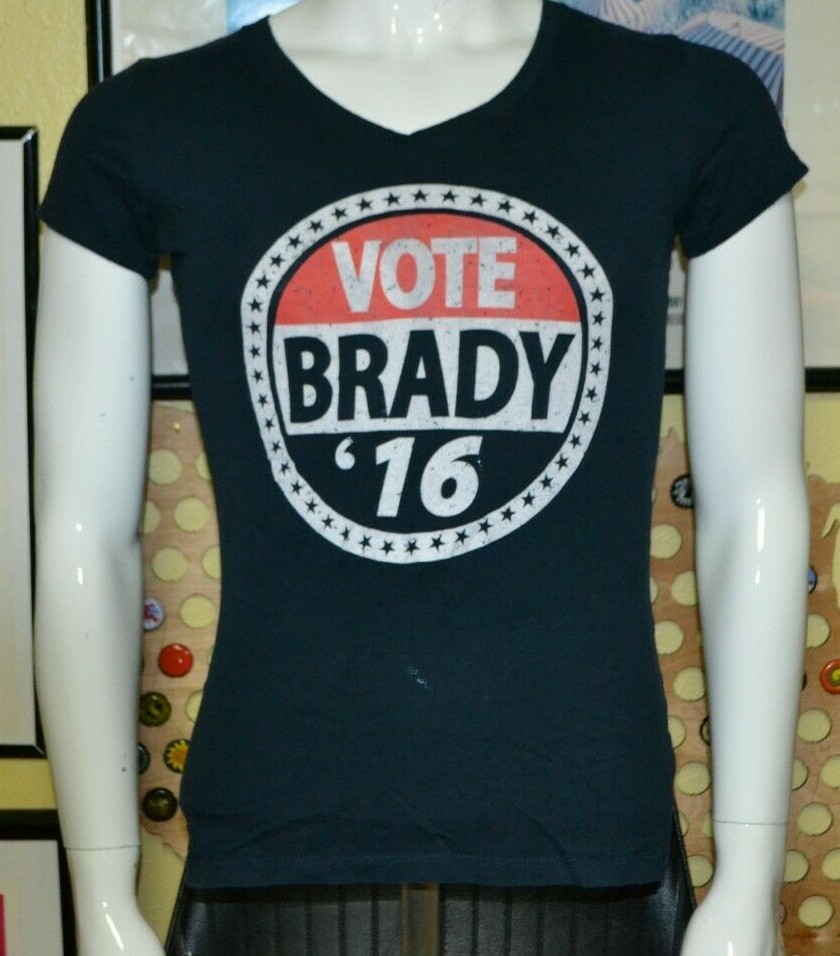 Womens Jrs Vote Tom Brady 16 T Shirt Large Football Politics GOAT V Neck Pats