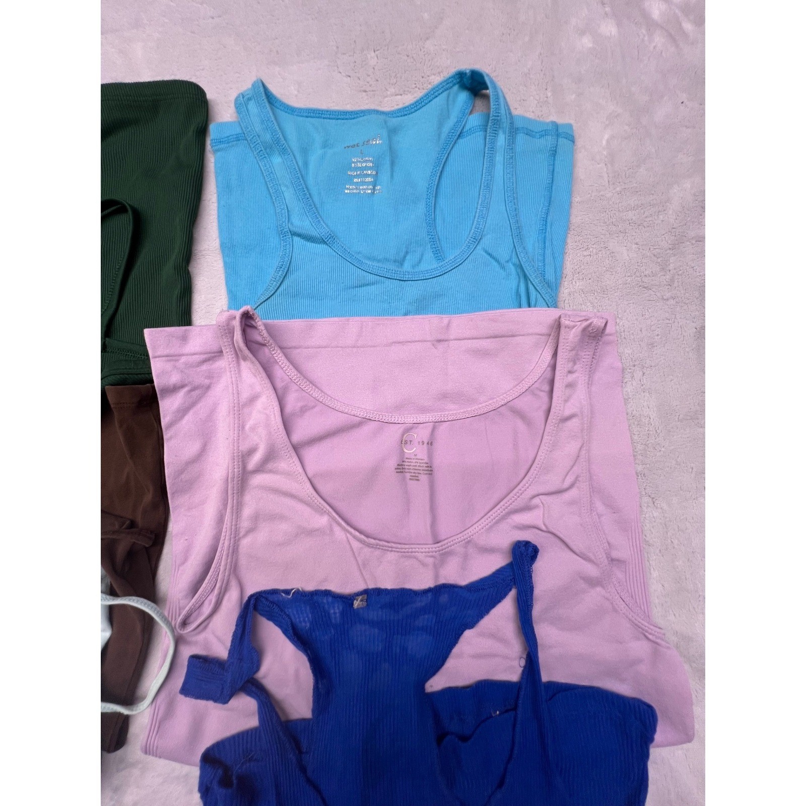 Womens Sleeveless Summer Tops Lot of 7 – Mixed Colors & Sizes