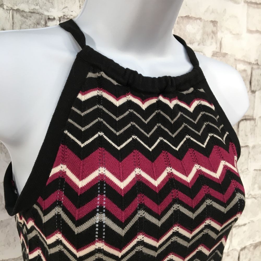 Old Navy Women’s Size S Sweater Sleeveless Halter Zig Zag Black Grey Magenta