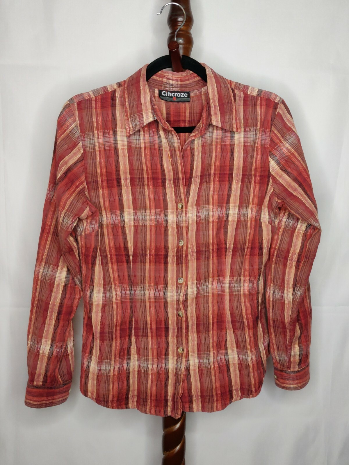Citicraze women’s size M? shirt multicolor print collared button up long sleeves