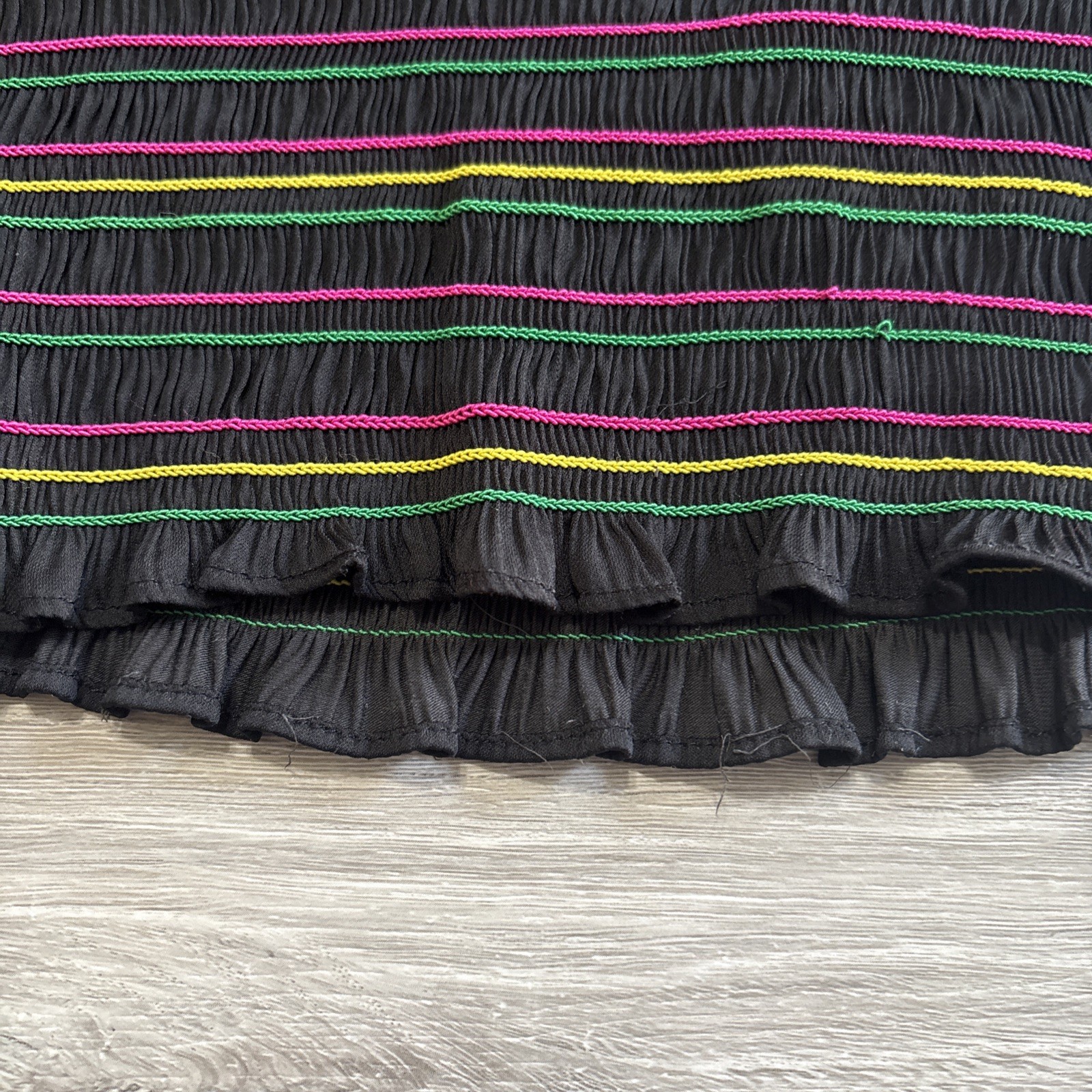 DO + BE Black Chiffon Shirred Rainbow Striped Elastic Waist Sleeveless Blouse M