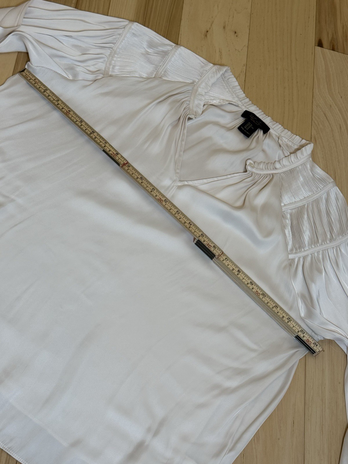 Rachel Zoe Satin Blouse XL Ivory Poet Sleeve Smocked Pleated Regal Coquette