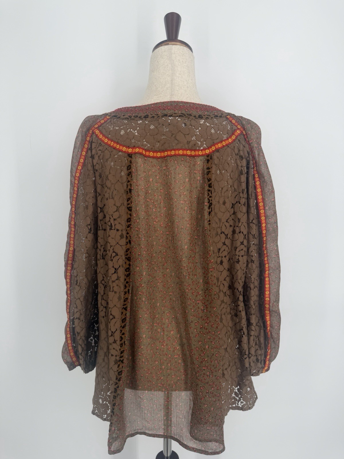 IVY JANE Cross Stitch Embroidered Patchwork Floral Lace Sheer Top Women M Brown