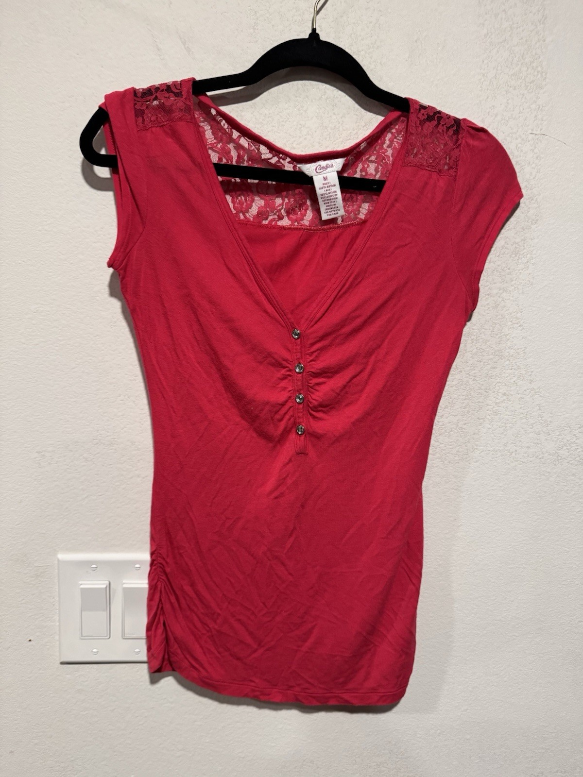 Candie’s 90’s Shirt Medium Pink Short Sleeve Ruched Sides Lace