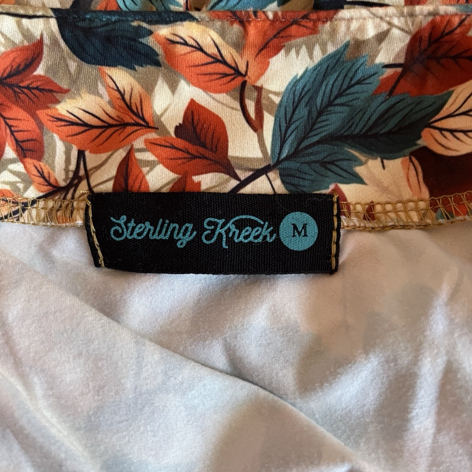Sterling Creek Fall Leaf Print Boho Artsy V-Neck 3/4 Sleeve Stretch Shirt Sz M