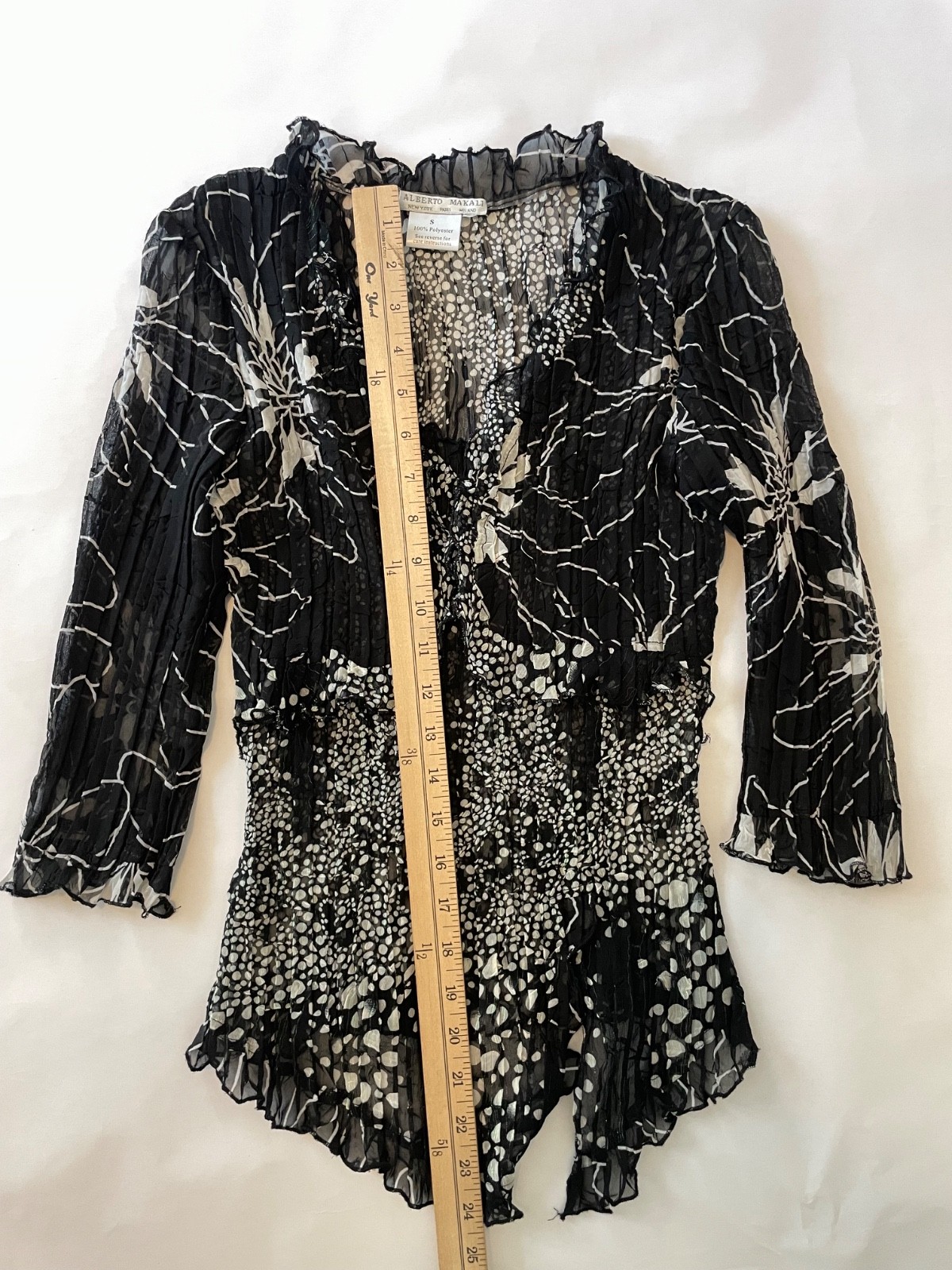 Alberto Makali Black Ruffle Crinkle V Neck Cape Blouse 90s Y2K Fairy Goth, Small