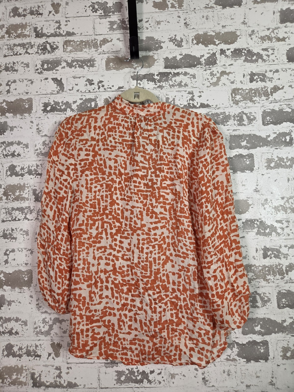 Classiques Entier Abstract Print Woven 100% Silk Collared Button Blouse S