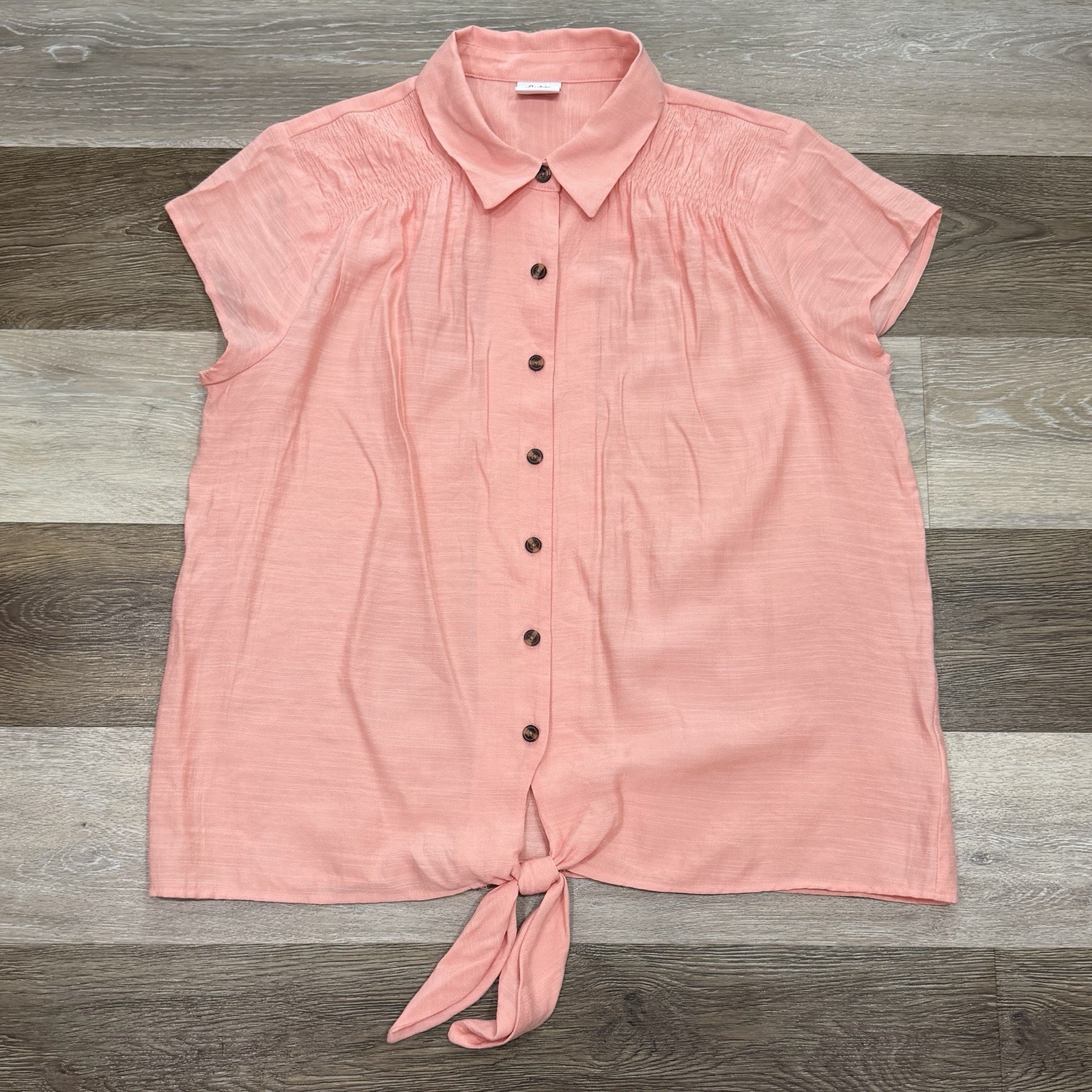 NWOT! Croft & Barrow Button Up Women’s Shirt Sz Medium Orange Collar Tie Front