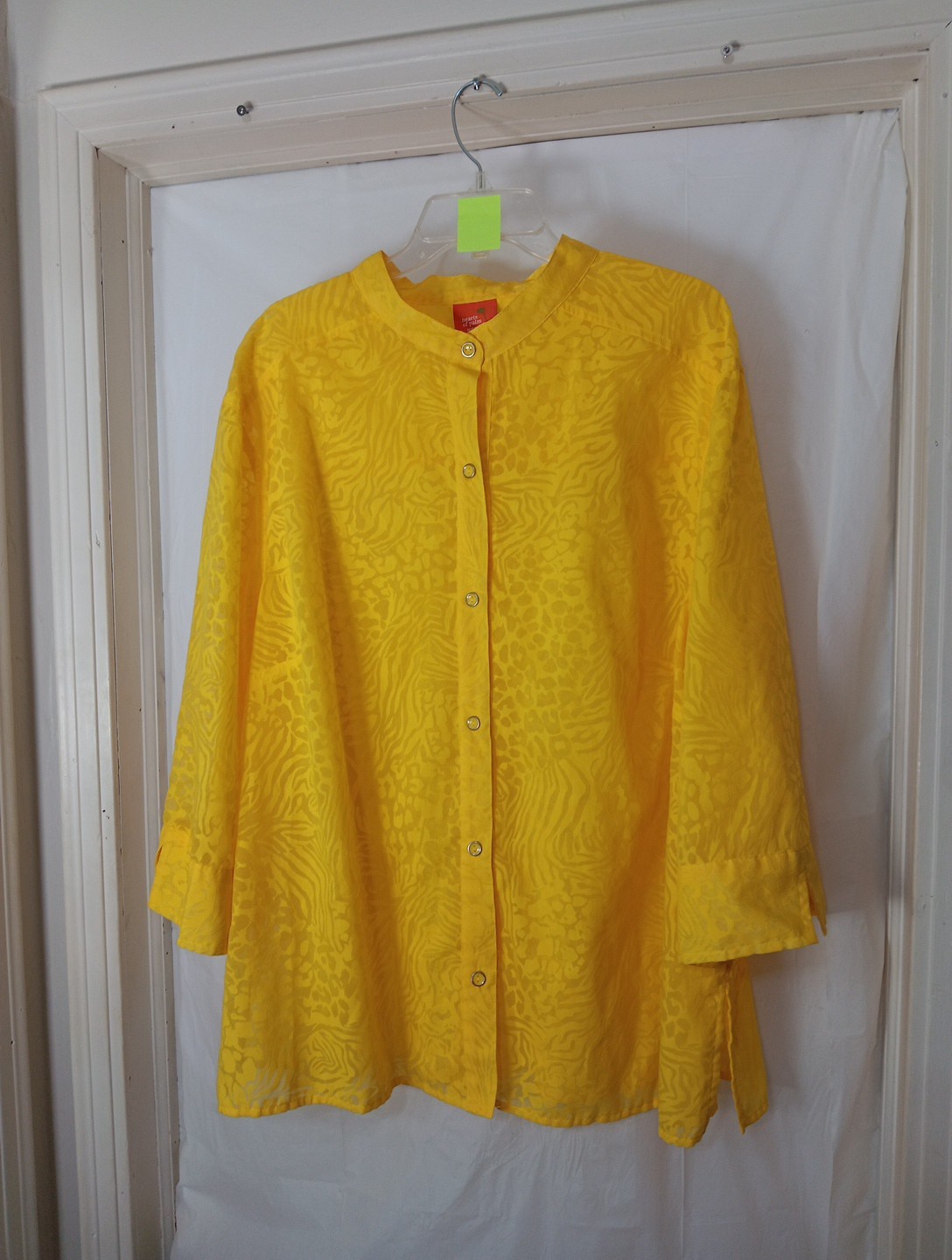 Hearts of Palm Women’s sunshine yellow burnout semi-sheer Shirt Size 24W