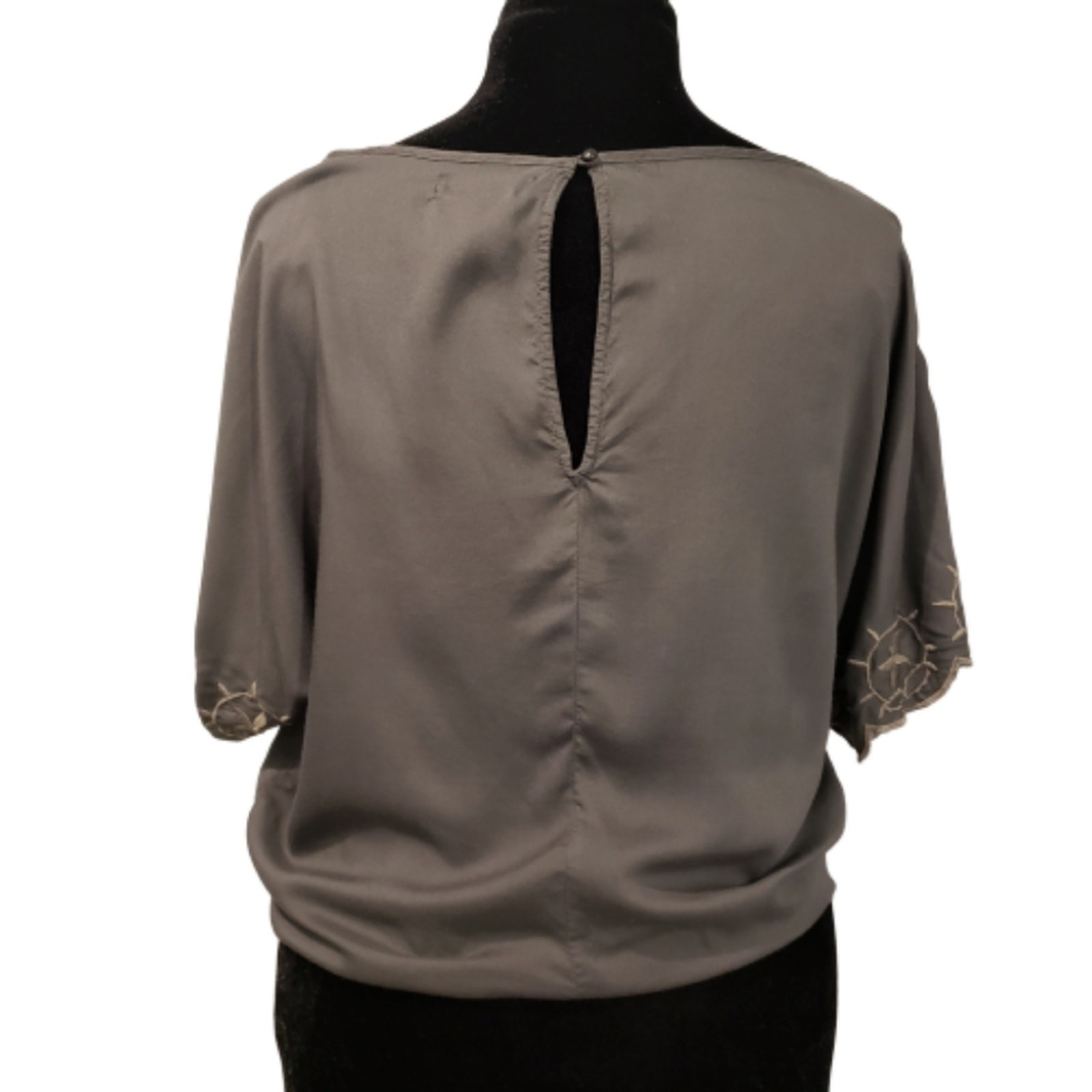 American Eagle Outfitters AEO Embroidered Gray Dolman Sleeve Blouse Medium Top