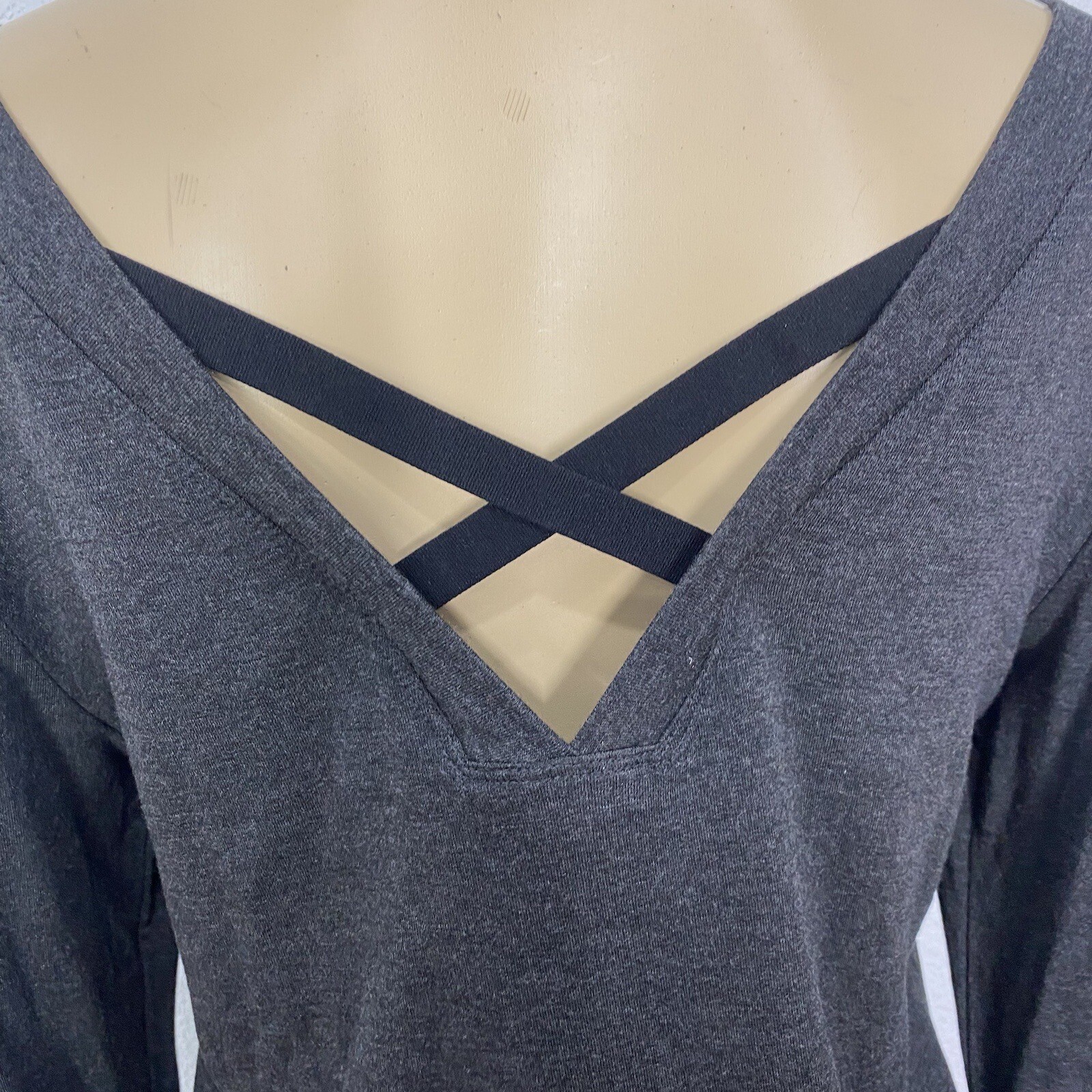 Cabi Style 4007 Gray Long Sleeve Tunic Tee Shirt Womens Size S Casual Top