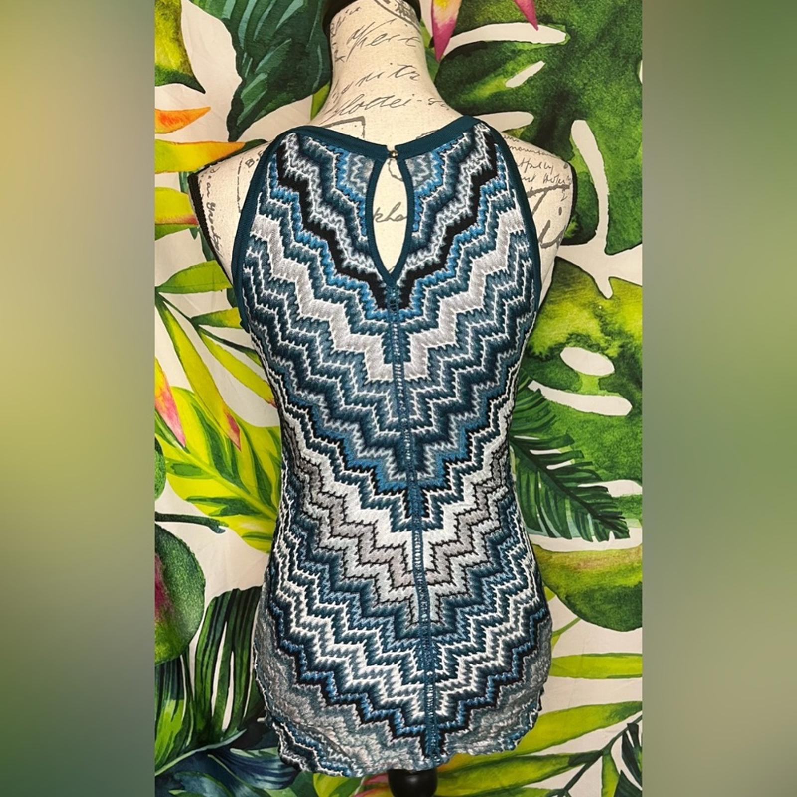 White House Black Market S Extra Slim Dark Teal Blue Grey Geometric Tunic Tank