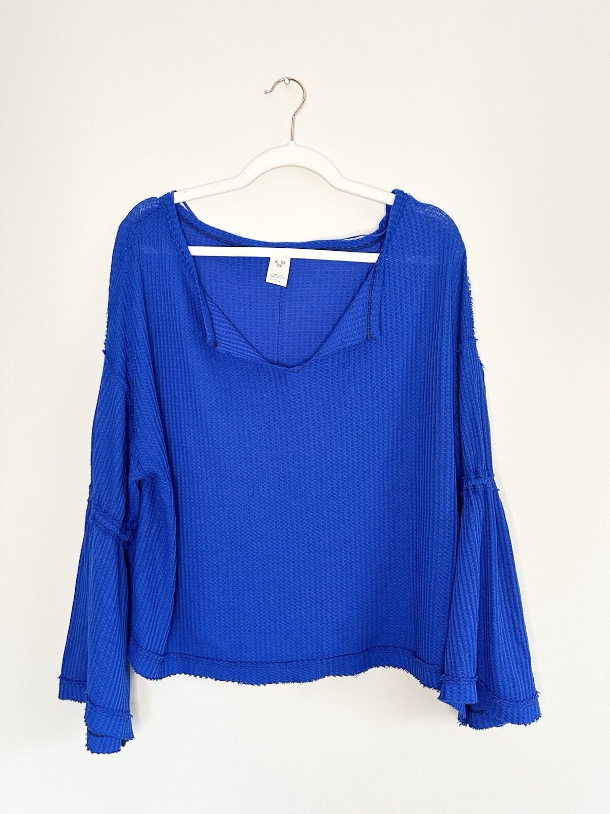 We The Free People Dahlia Thermal Top Bell Long Sleeve Sz S Raw Hem Blue