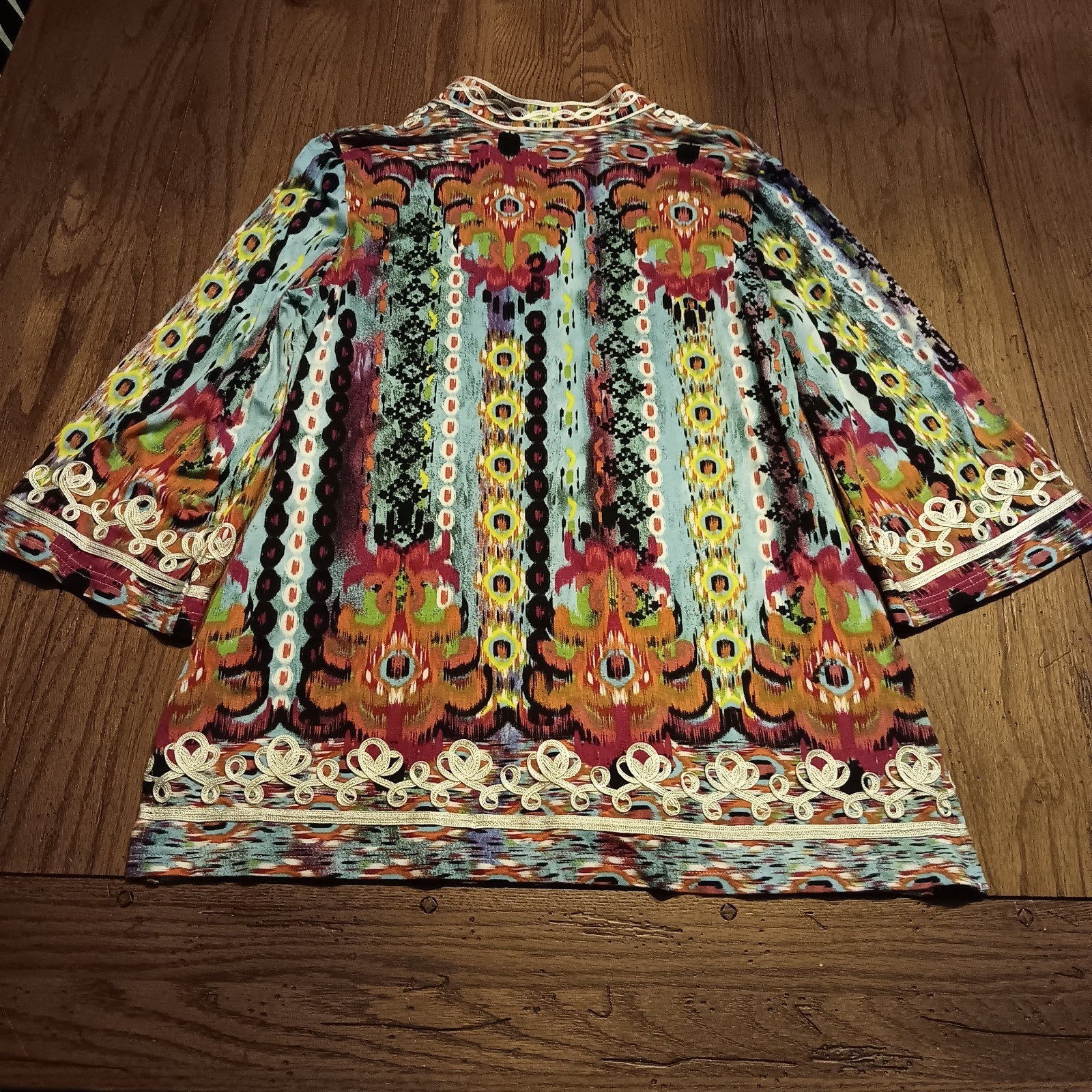 V. Cristina Colorful V Neck Top Size Large 3/4 Sleeve