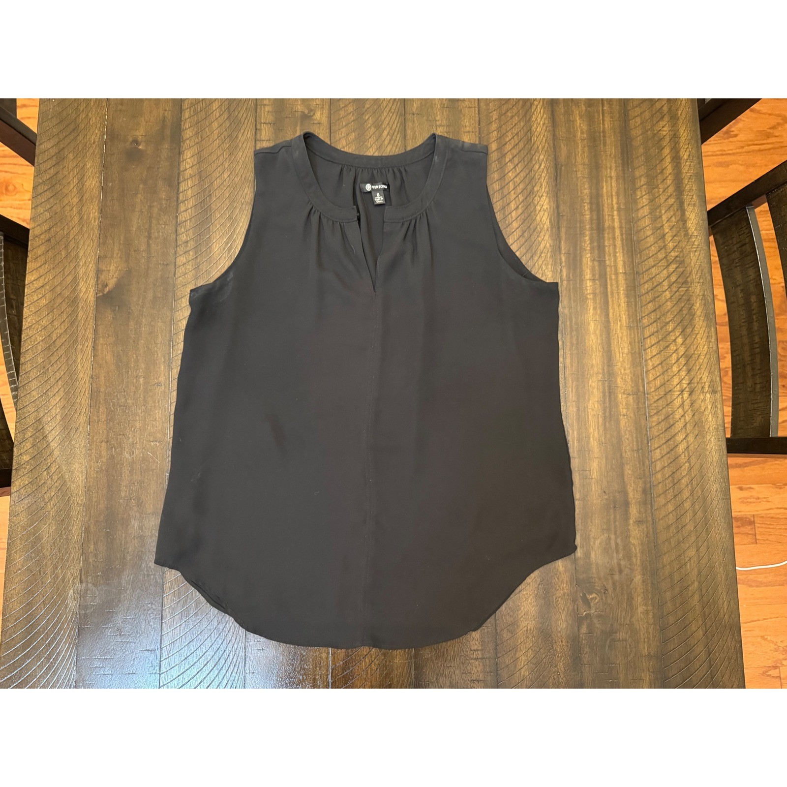 Versona Black Sleeveless Split Neck Shirred Blouse Top Small Women’s