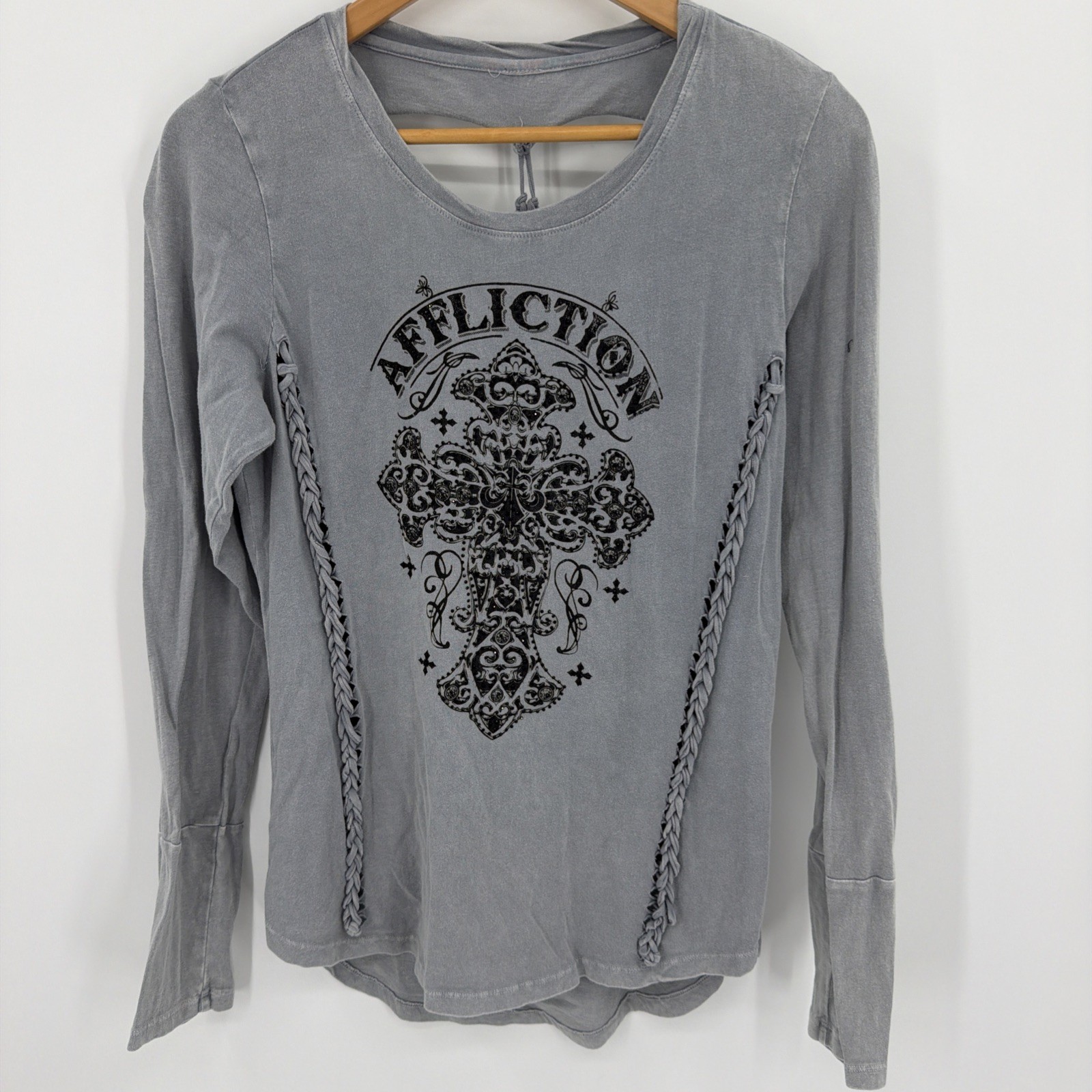 Affliction Hail Mary Long Sleeve Sz M Gray Beaded Cross Braid Cris-cross Bacl