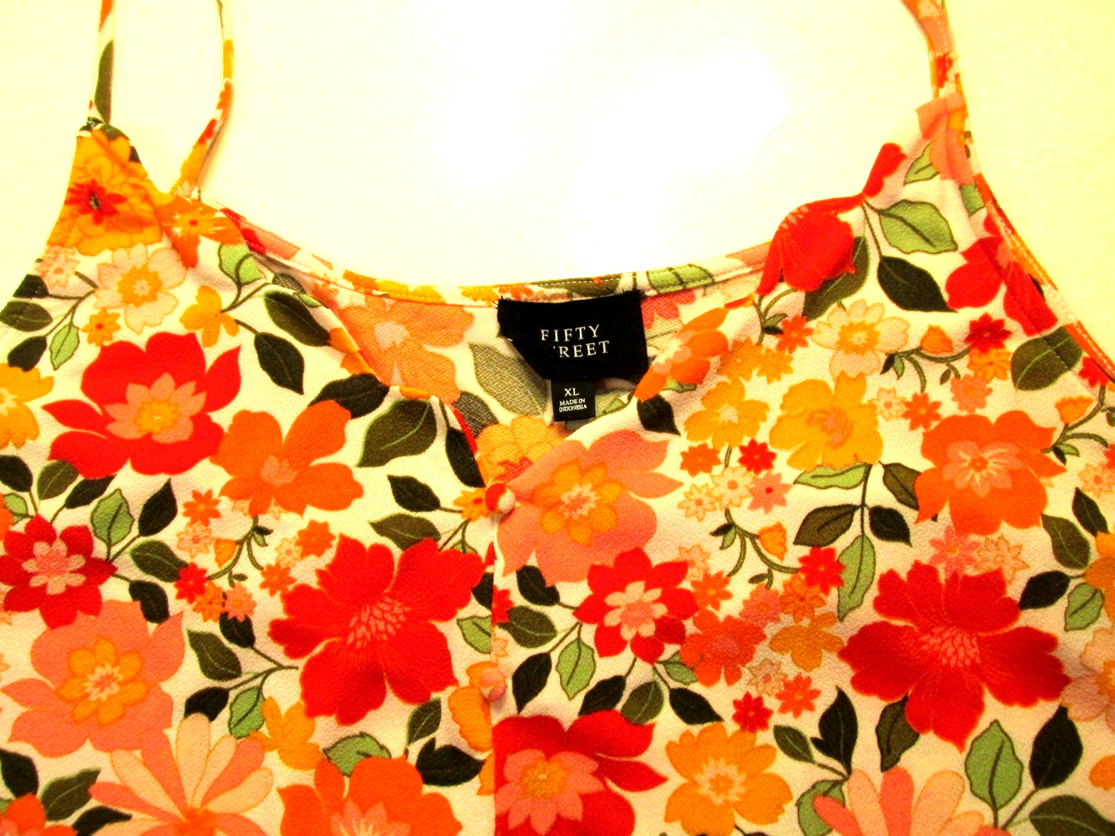 FIFTY STREET Tank Top Women XL Floral Spaghetti Straps Stretch Cottage Core Soft