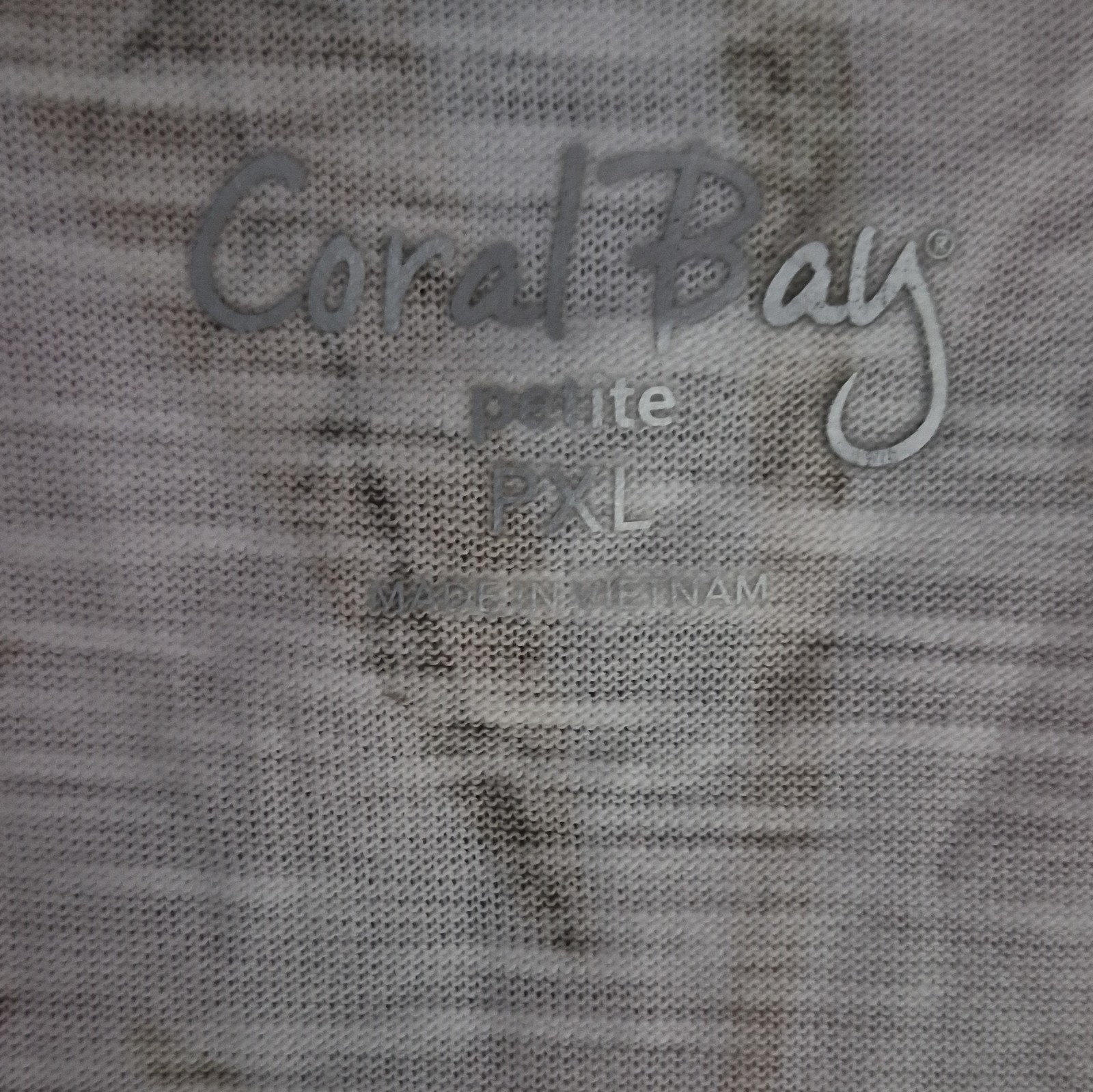 Coral Bay Women’s Petite PXL White Tropical Palm Print V-Neck 3/4 Sleeve Top