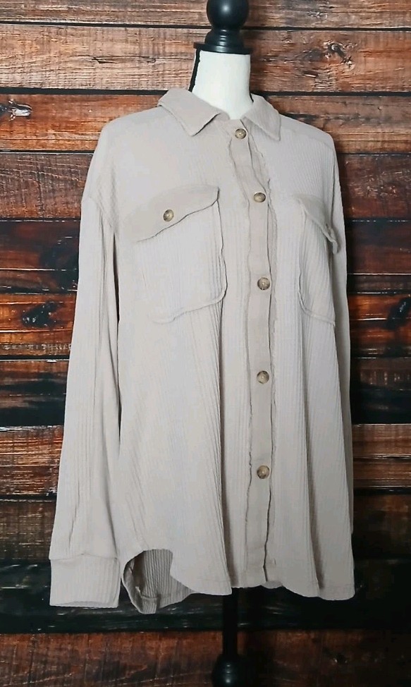 Briggs Top Size L Tan Waffle Knit Button Front Shirt Relaxed Fit NWT